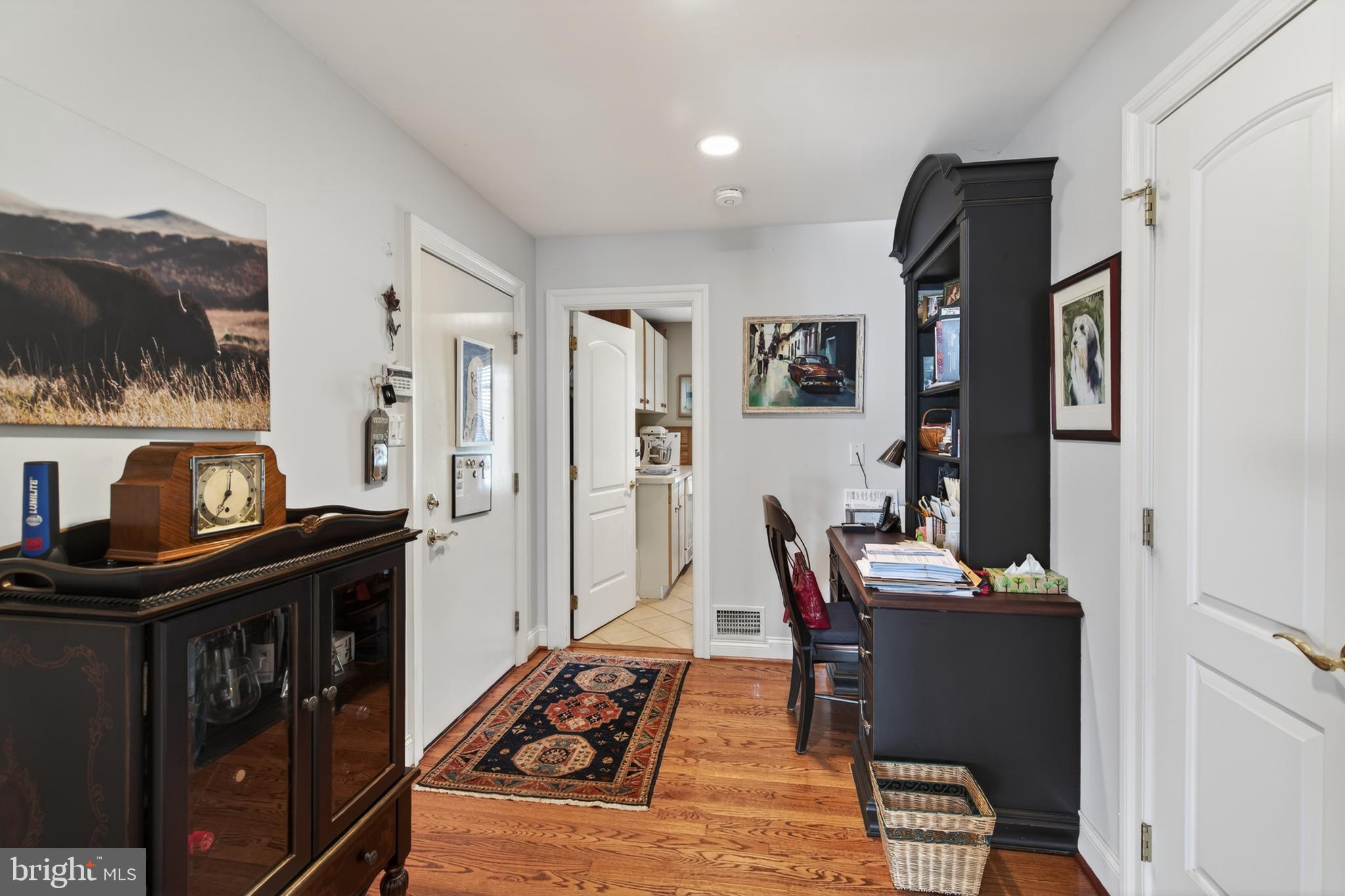 MOUNT BRADFORD FAR - Residential