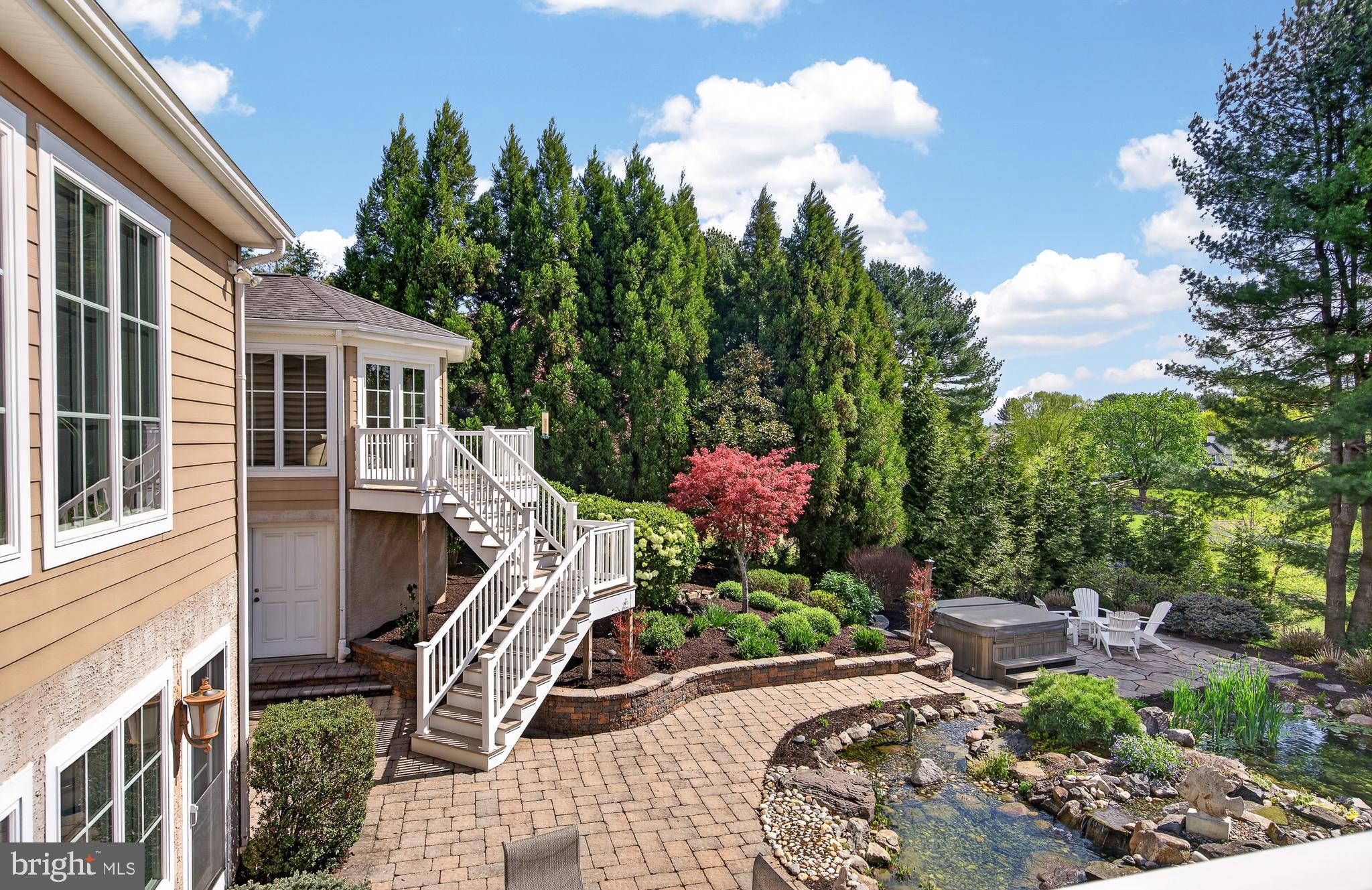 MOUNT BRADFORD FAR - Residential