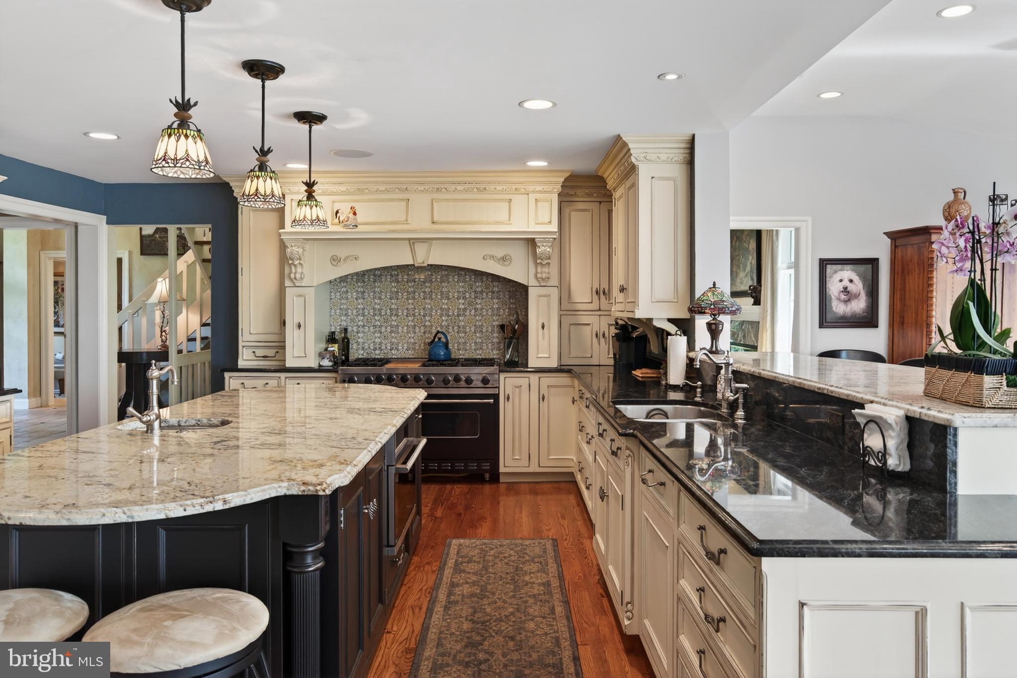 MOUNT BRADFORD FAR - Residential