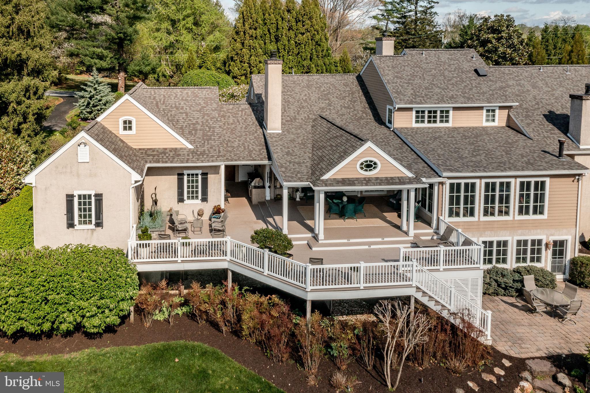 MOUNT BRADFORD FAR - Residential