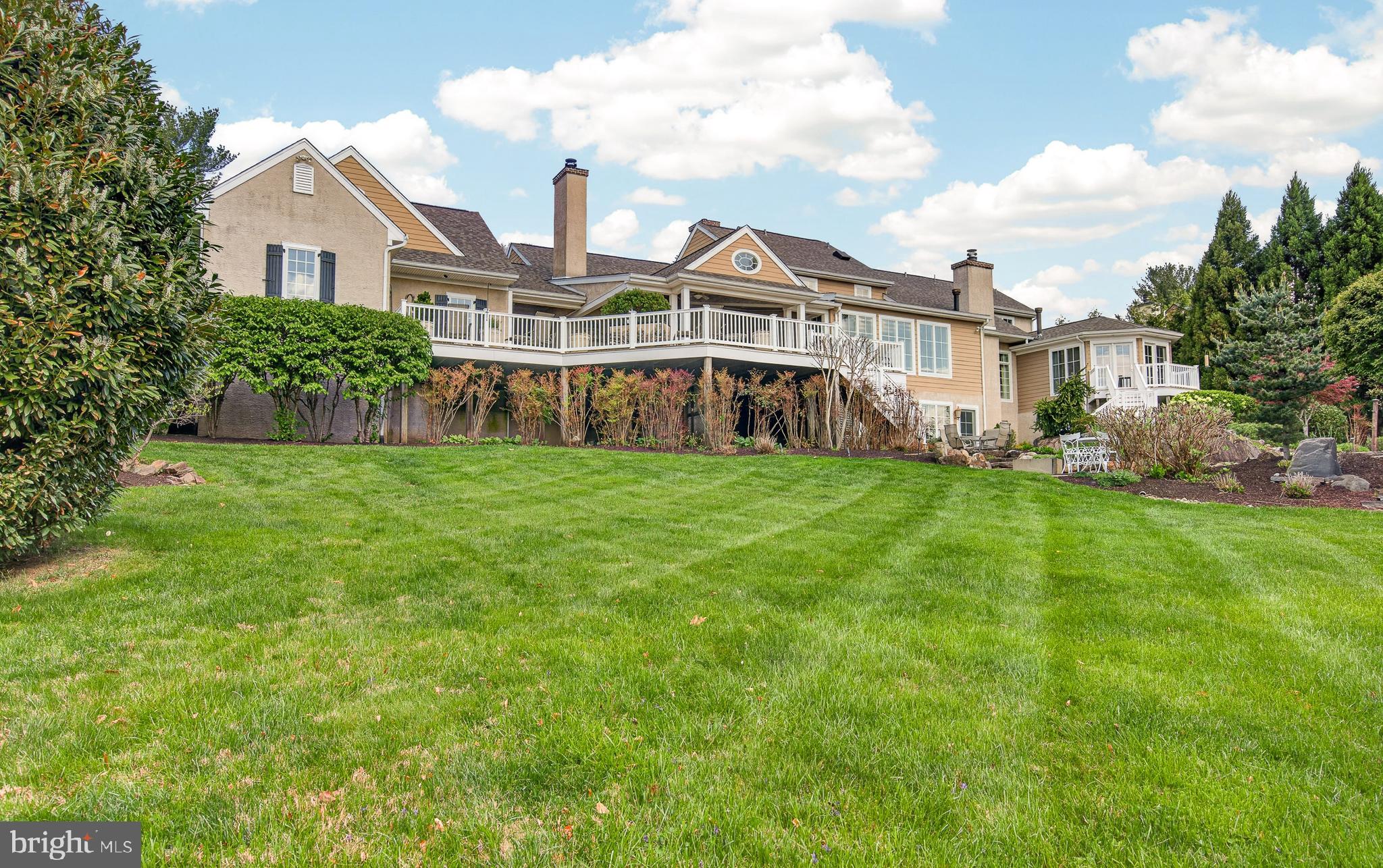 MOUNT BRADFORD FAR - Residential