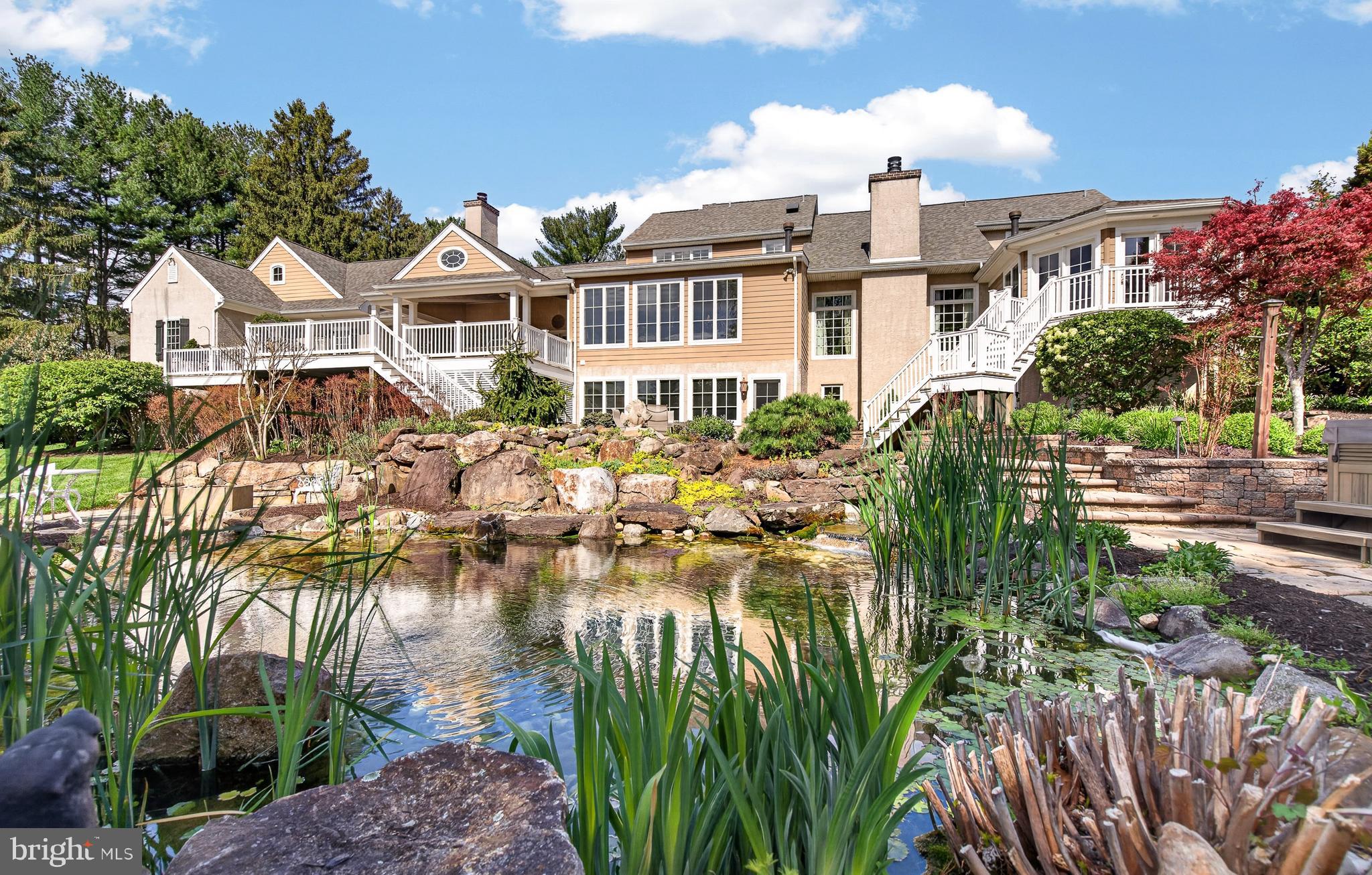 MOUNT BRADFORD FAR - Residential