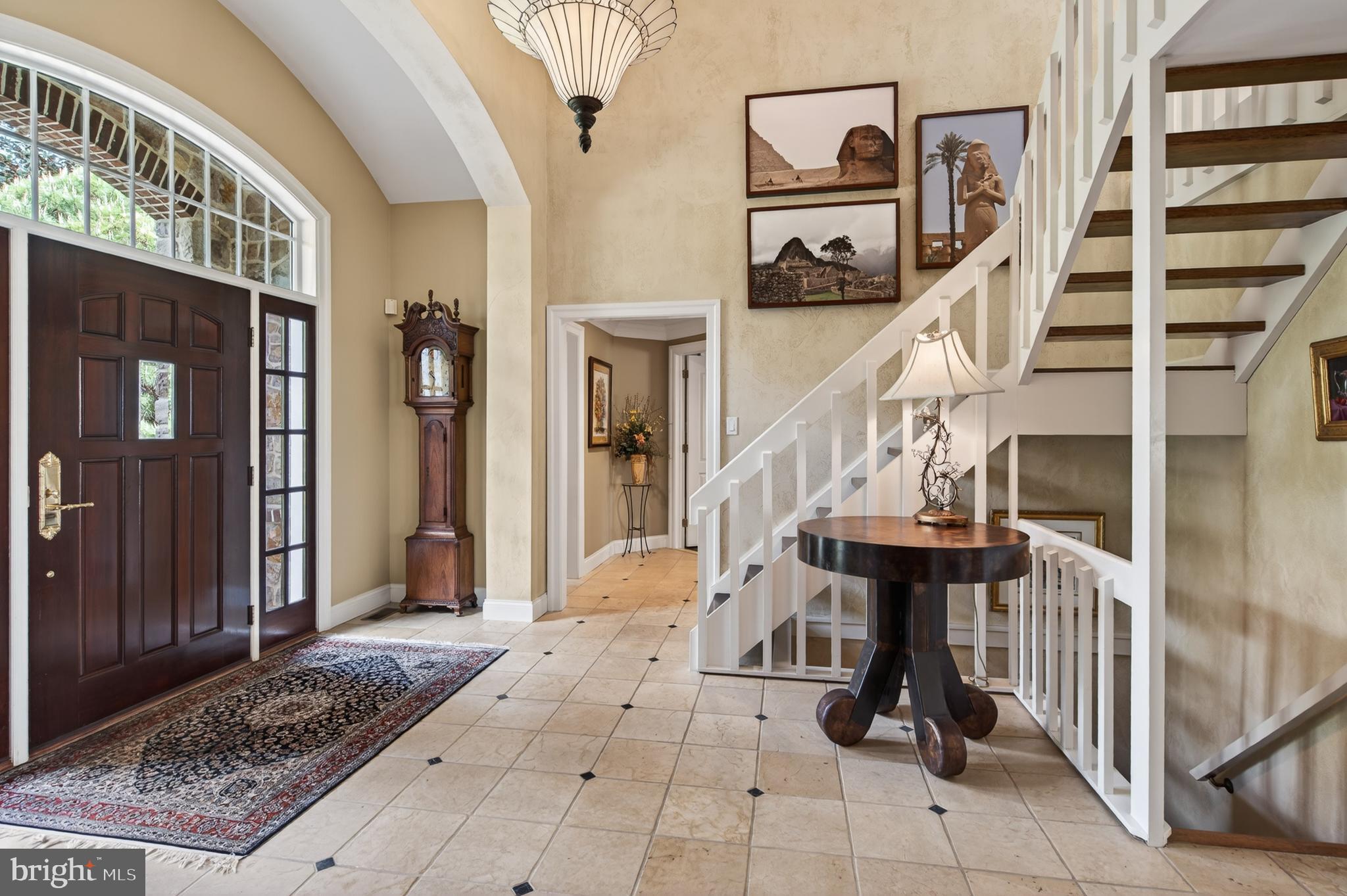 MOUNT BRADFORD FAR - Residential