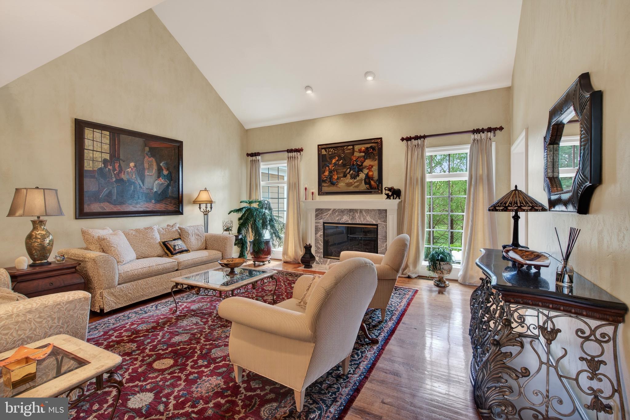 MOUNT BRADFORD FAR - Residential