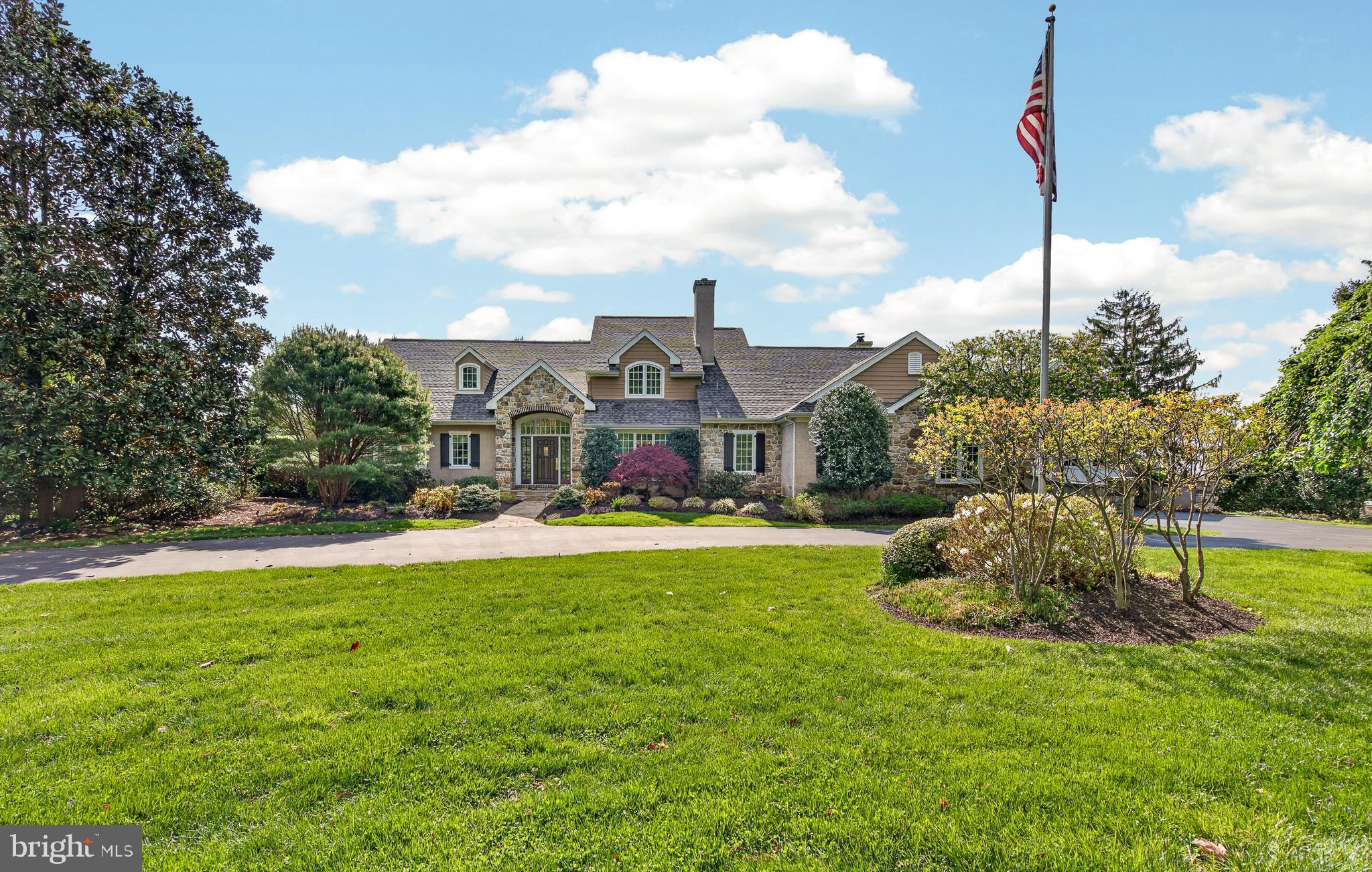 MOUNT BRADFORD FAR - Residential