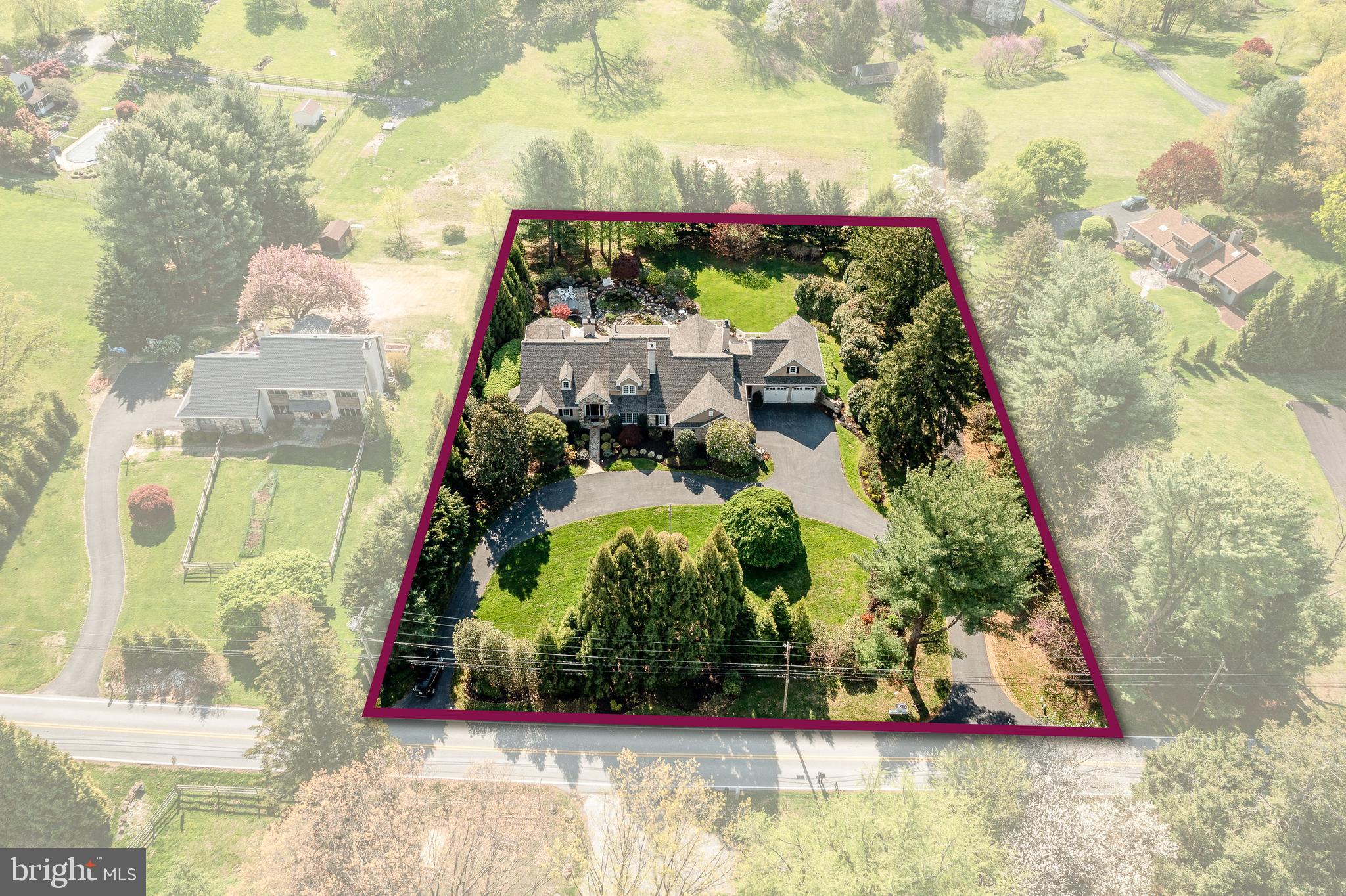 MOUNT BRADFORD FAR - Residential