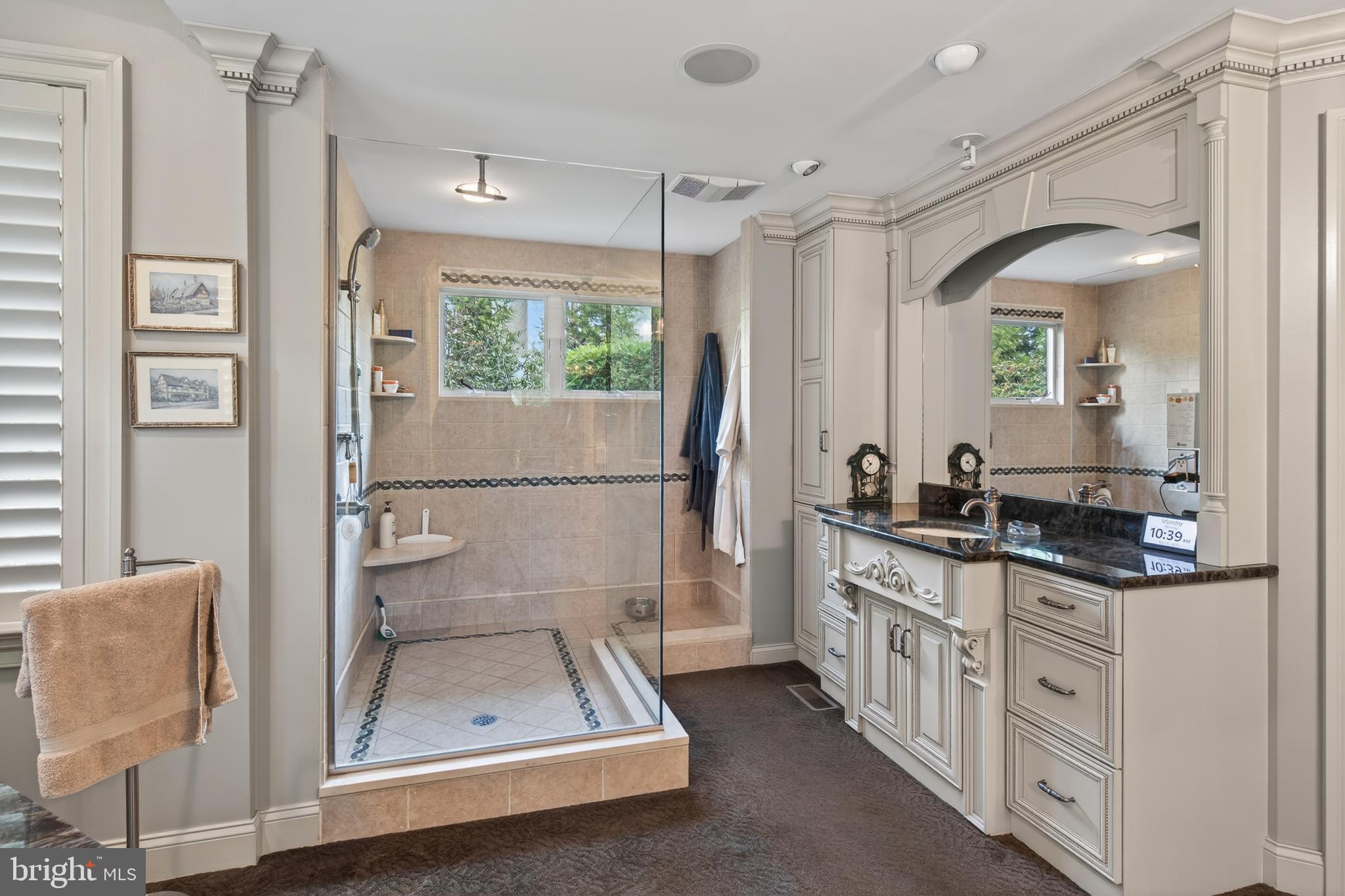 MOUNT BRADFORD FAR - Residential