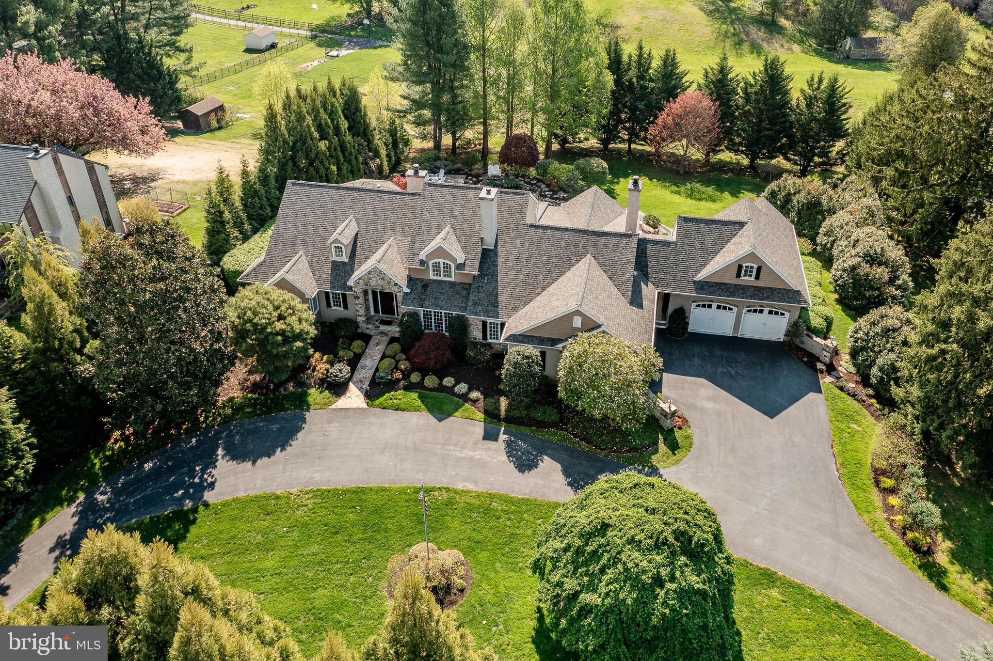 MOUNT BRADFORD FAR - Residential