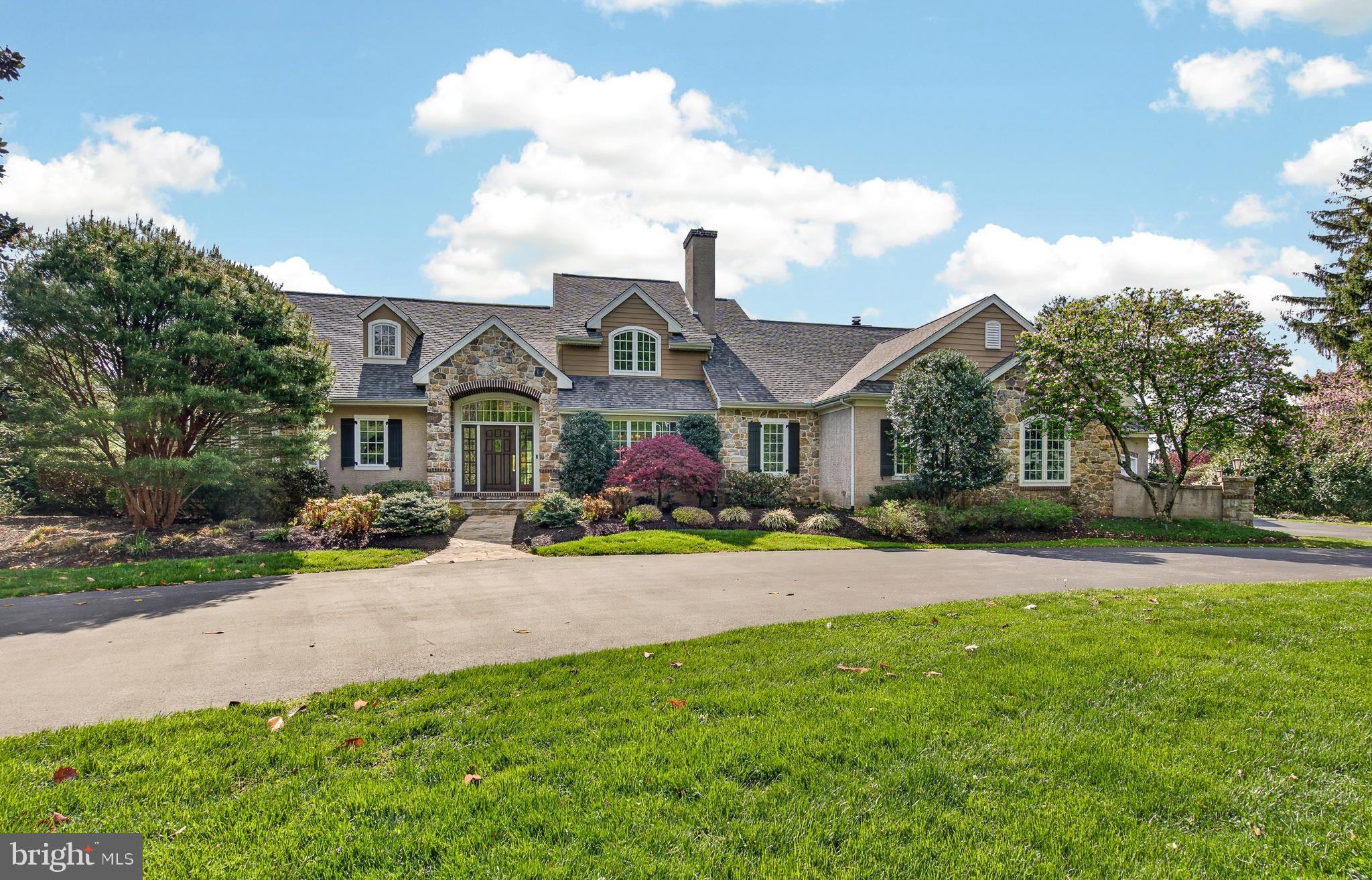 MOUNT BRADFORD FAR - Residential