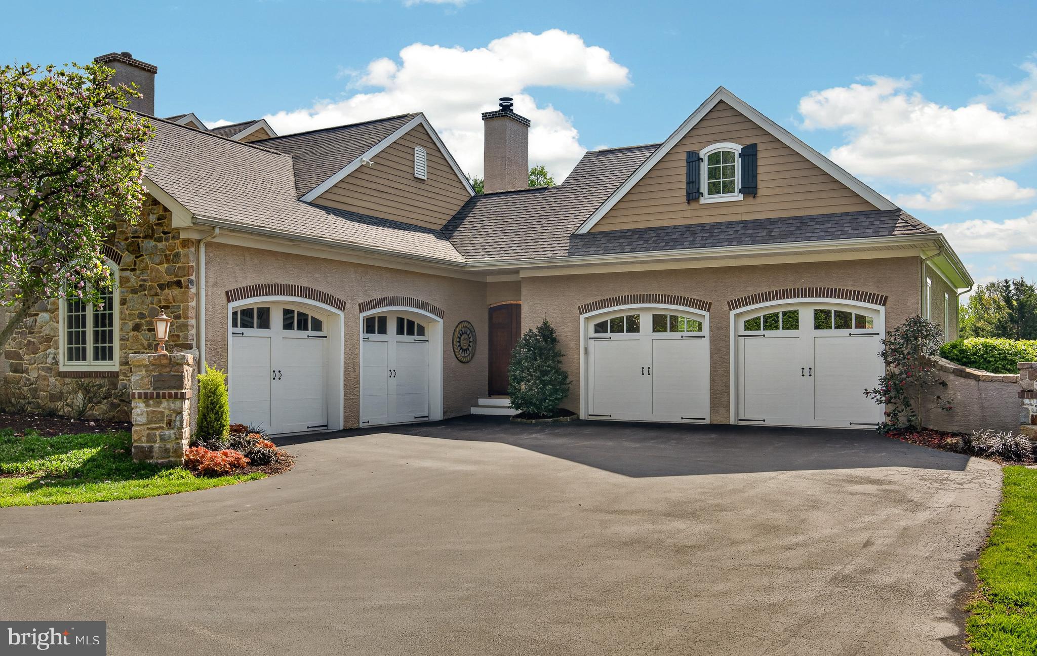 MOUNT BRADFORD FAR - Residential