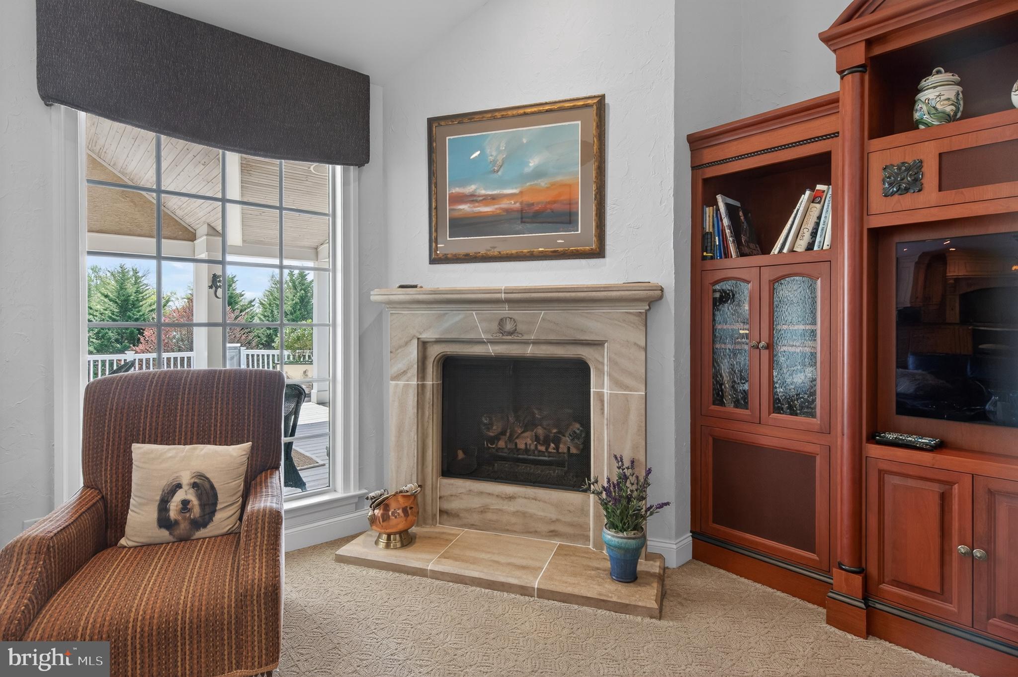 MOUNT BRADFORD FAR - Residential