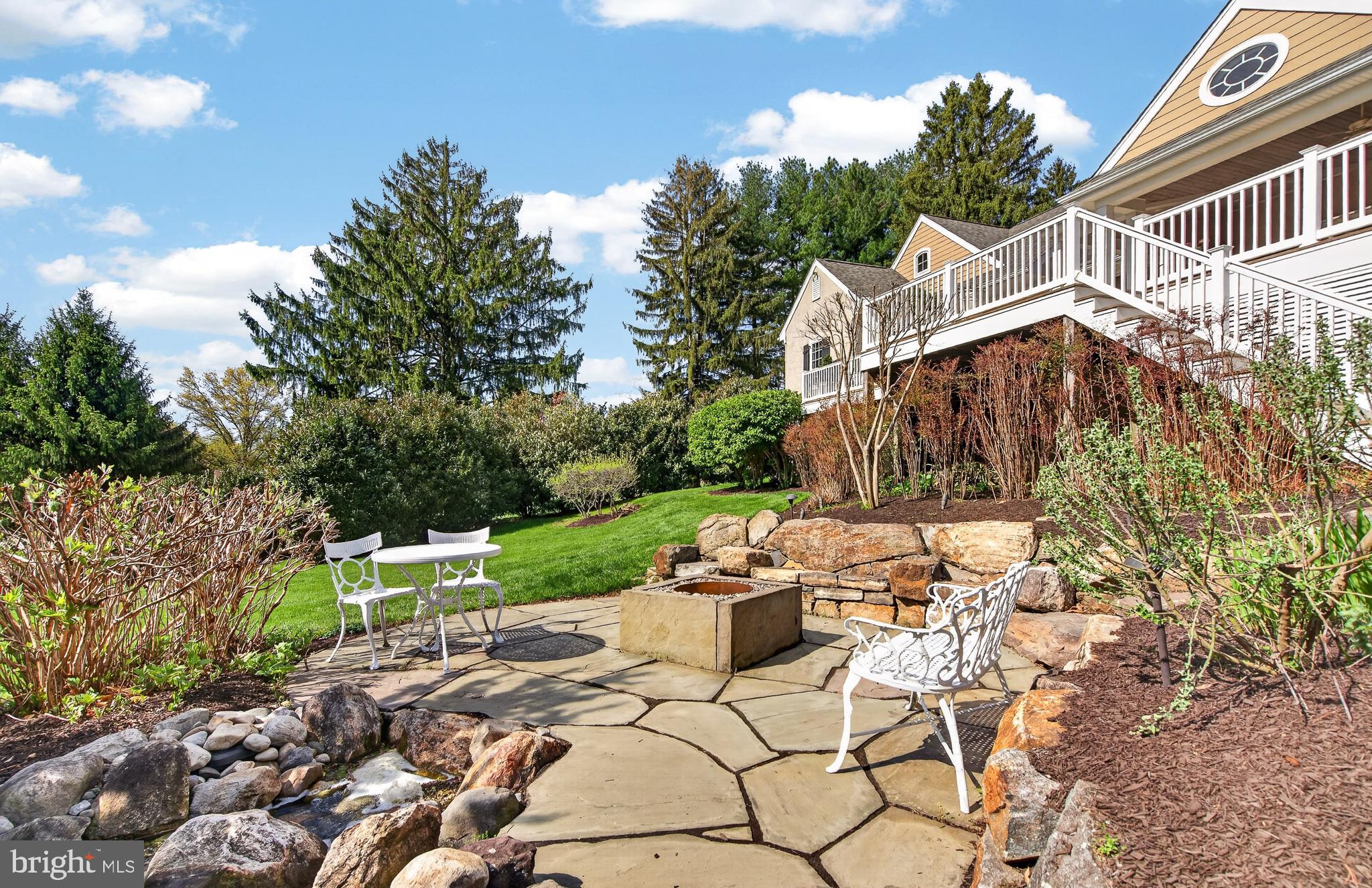 MOUNT BRADFORD FAR - Residential