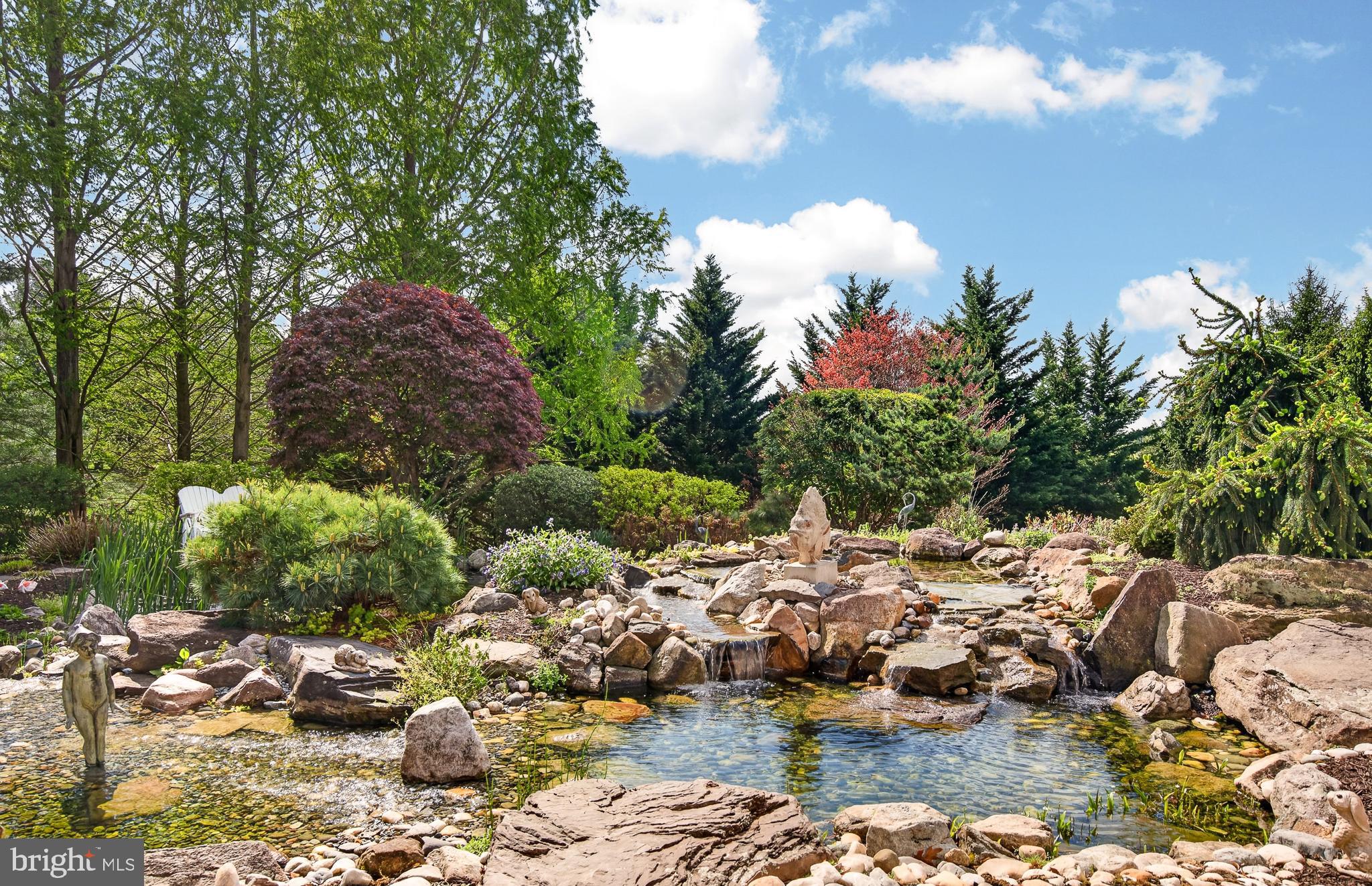 MOUNT BRADFORD FAR - Residential