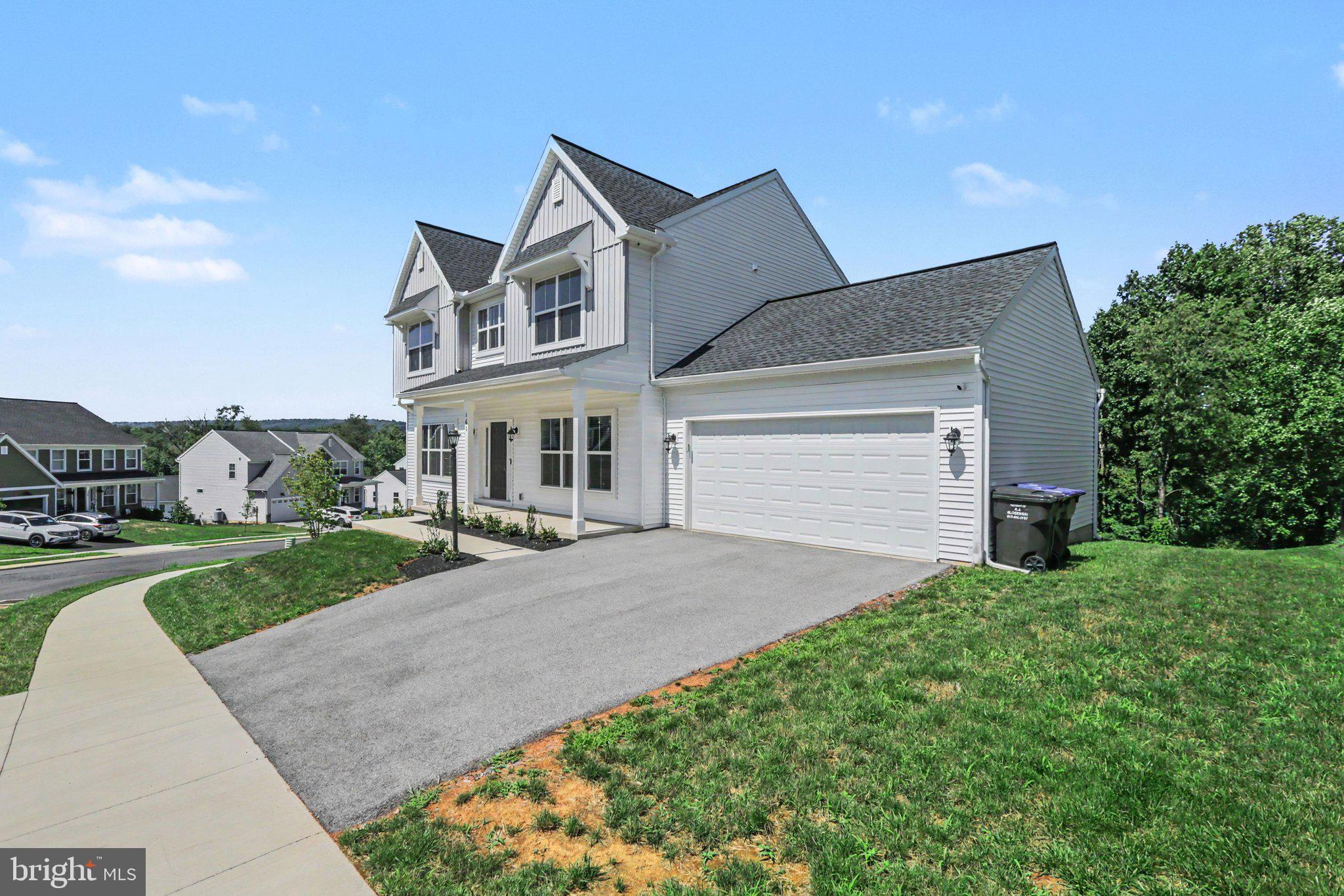 160 RED MAPLE DRIVE