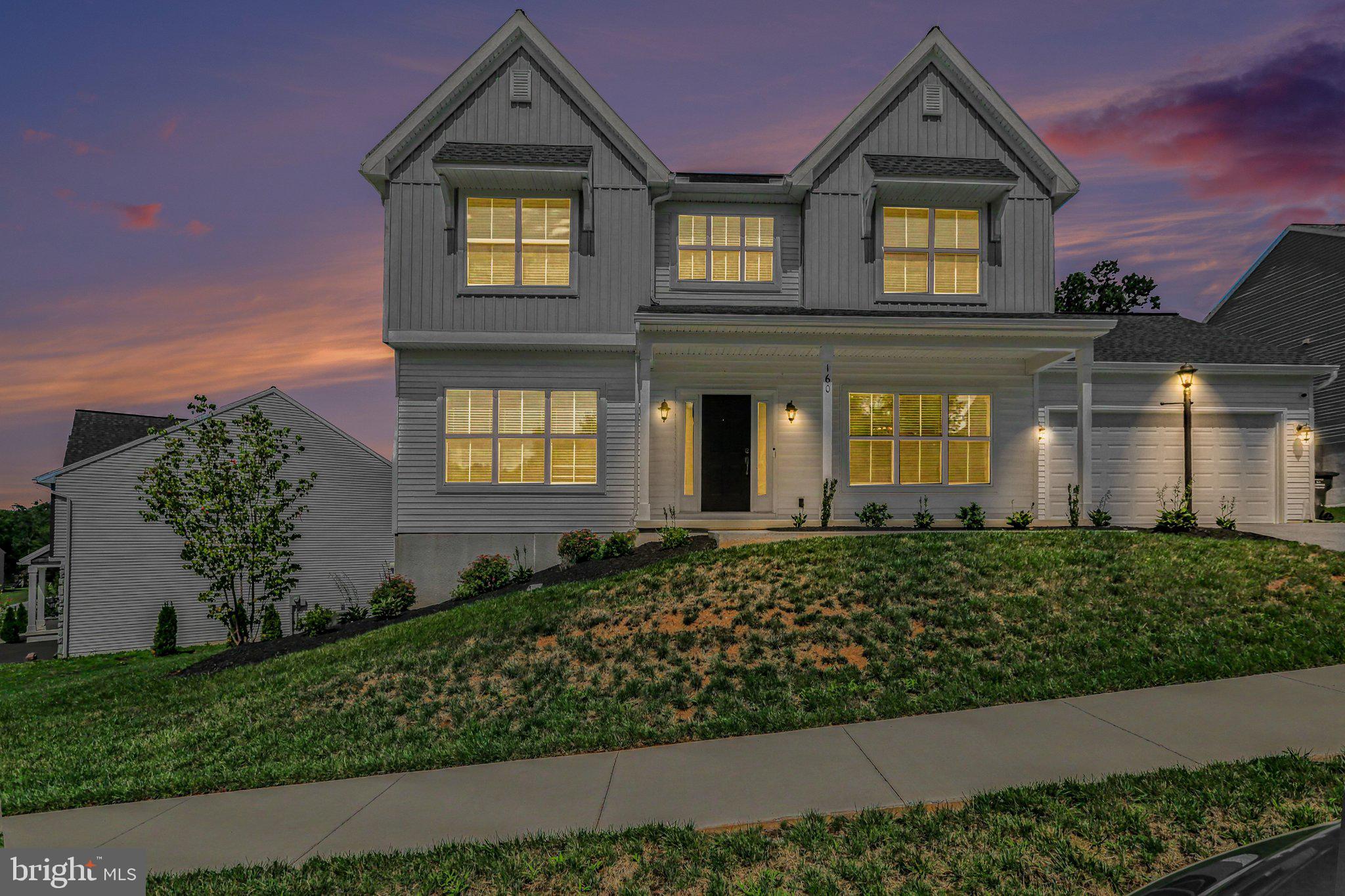 160 RED MAPLE DRIVE