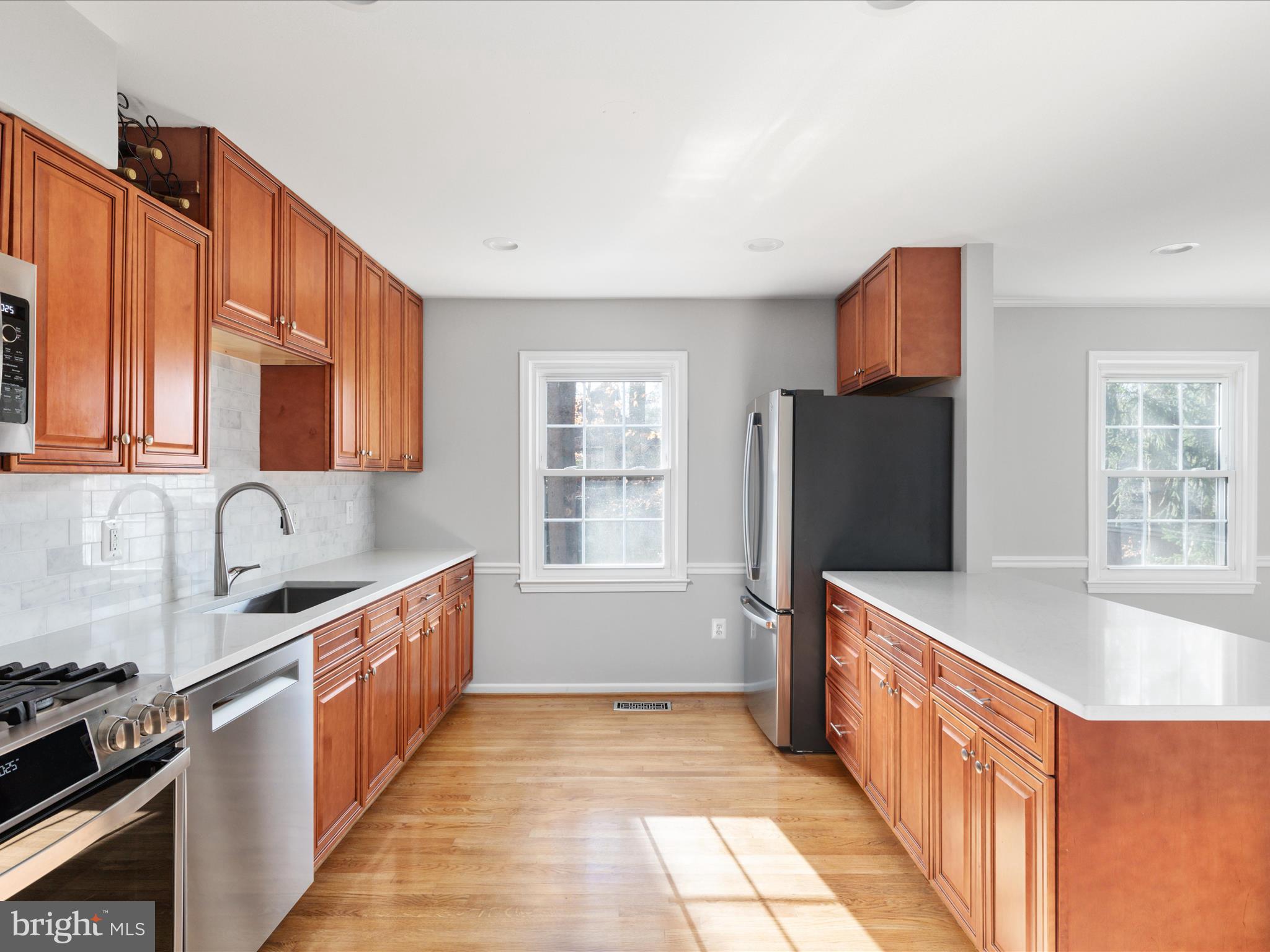 LAKE BRADDOCK - Residential