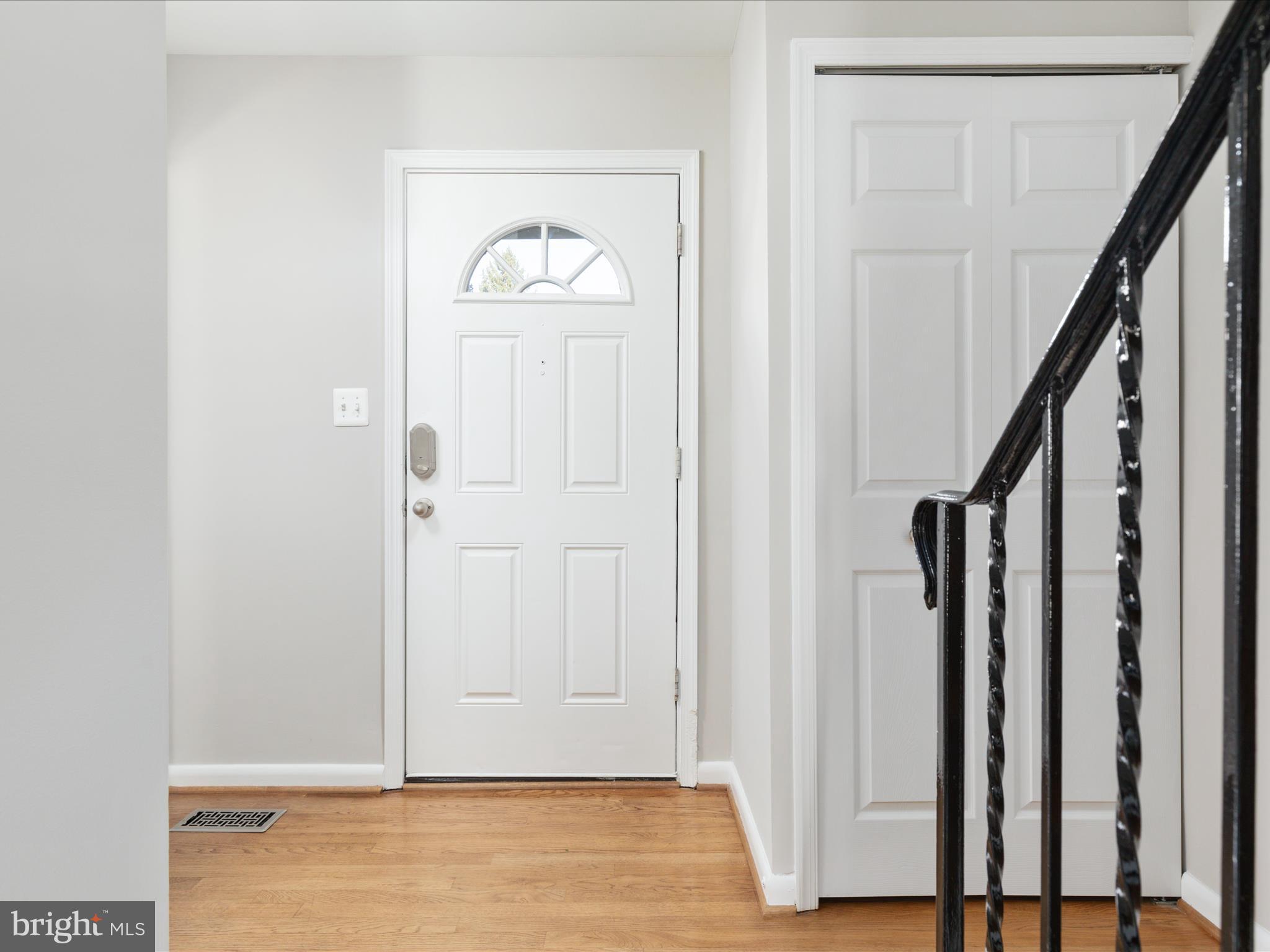 LAKE BRADDOCK - Residential