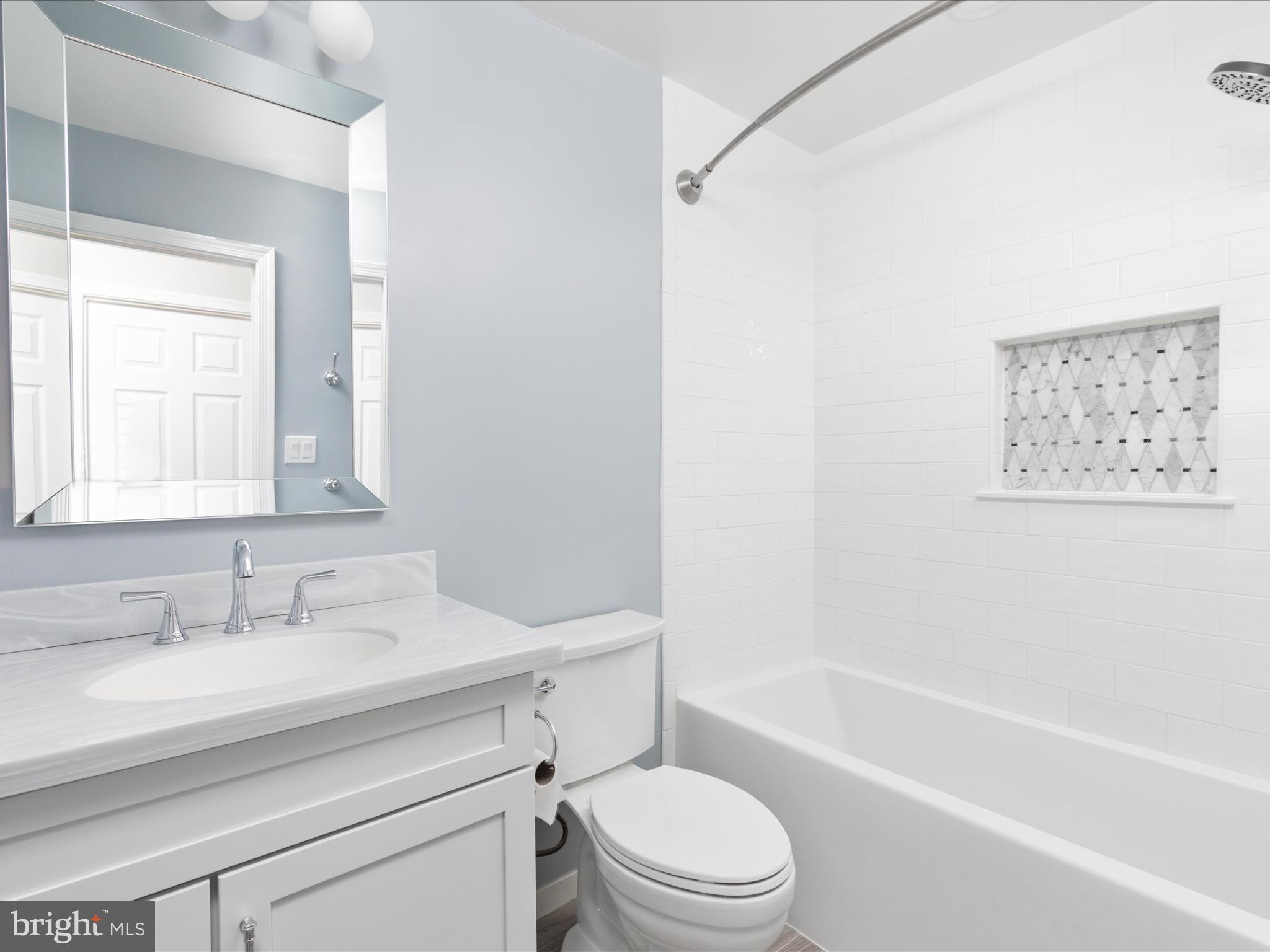 LAKE BRADDOCK - Residential