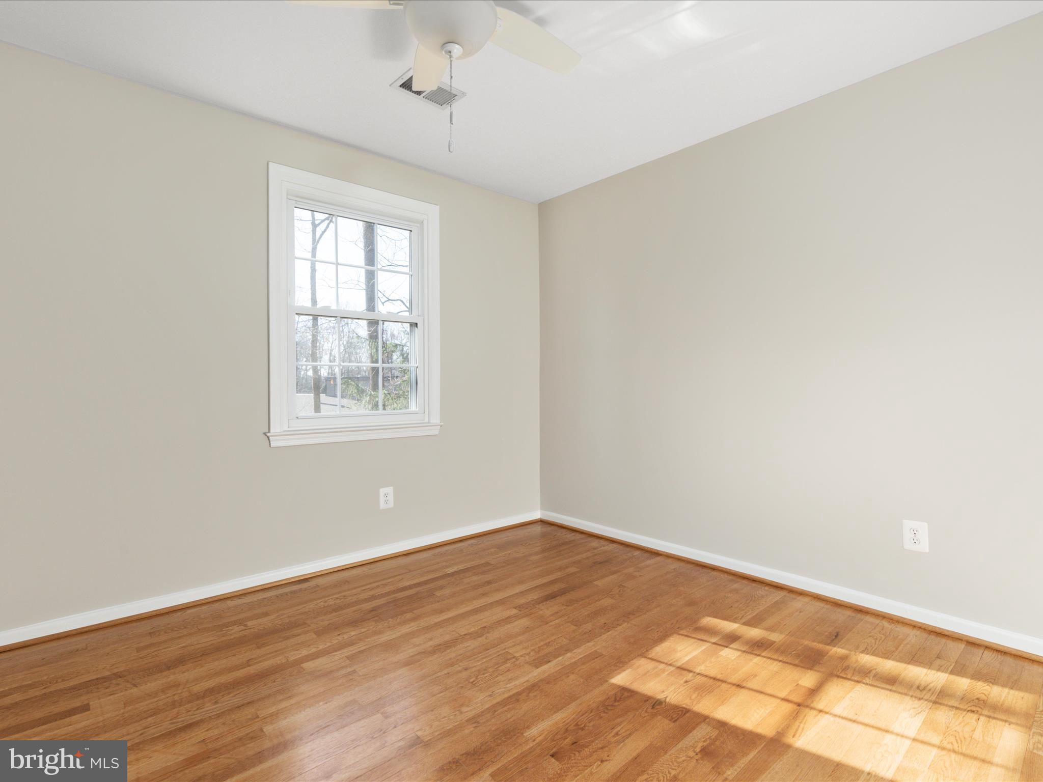 LAKE BRADDOCK - Residential