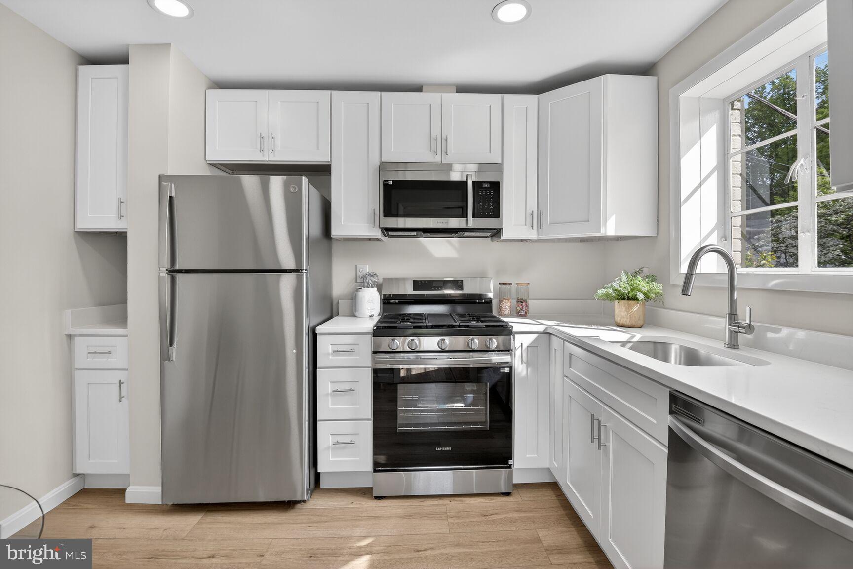 BETHESDA OVERLOOK - Residential