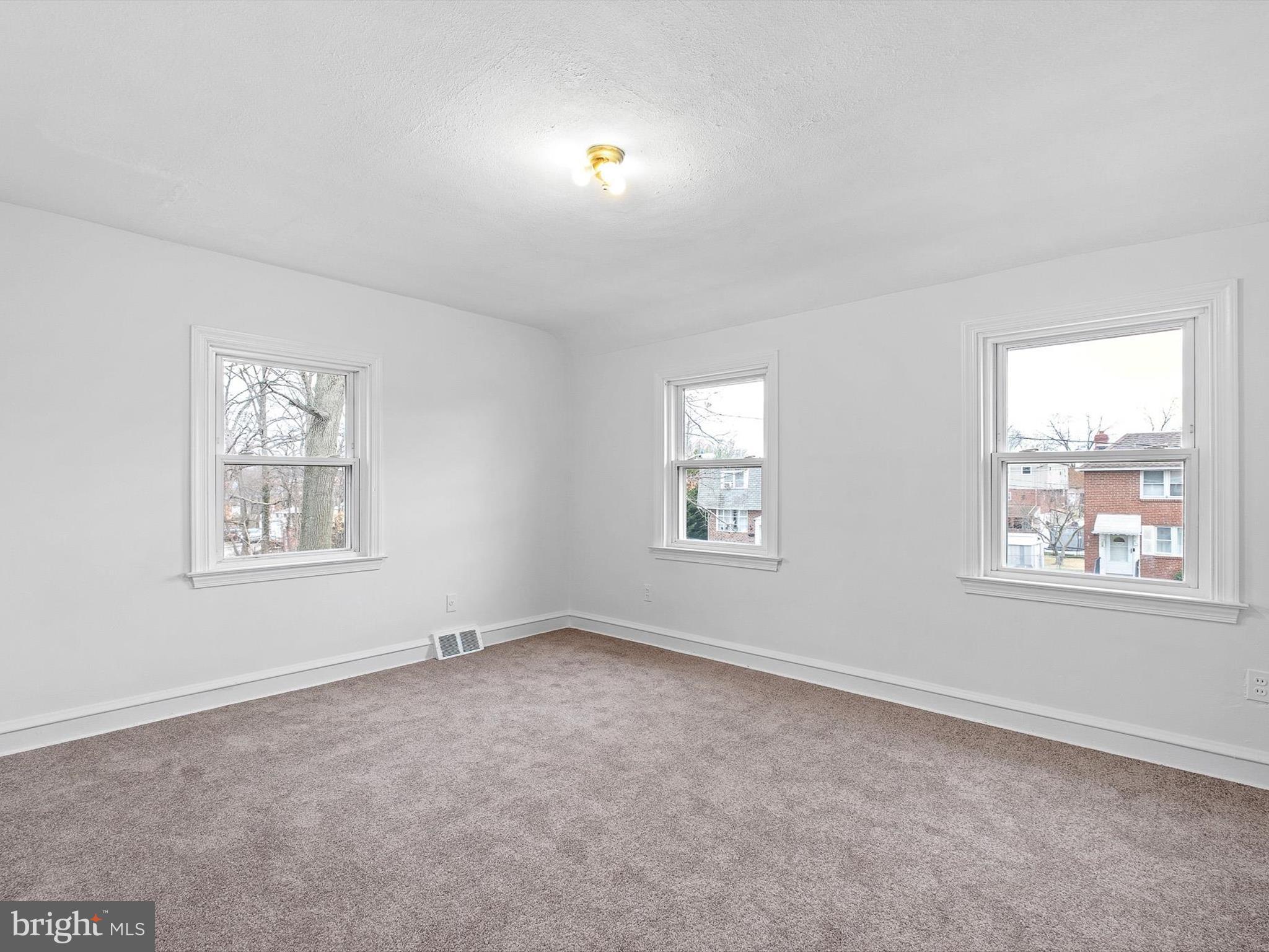 RIDLEY PARK - Residential