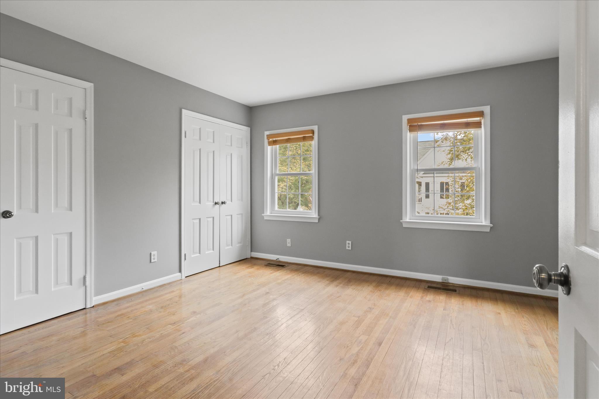 OLD TOWN COMMONS - Residential Lease