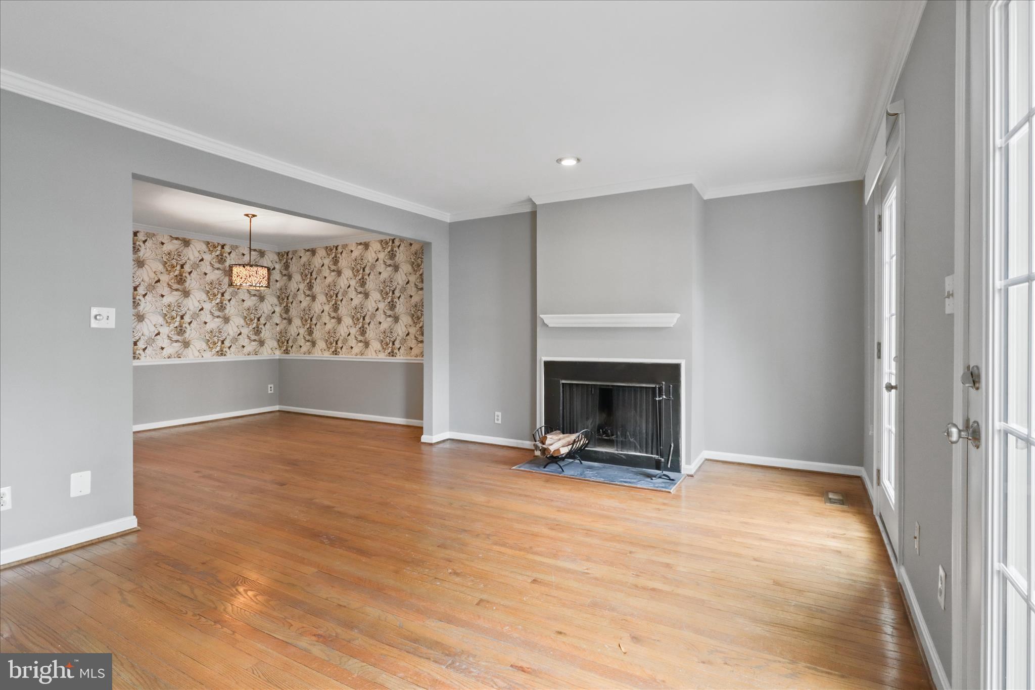 OLD TOWN COMMONS - Residential Lease