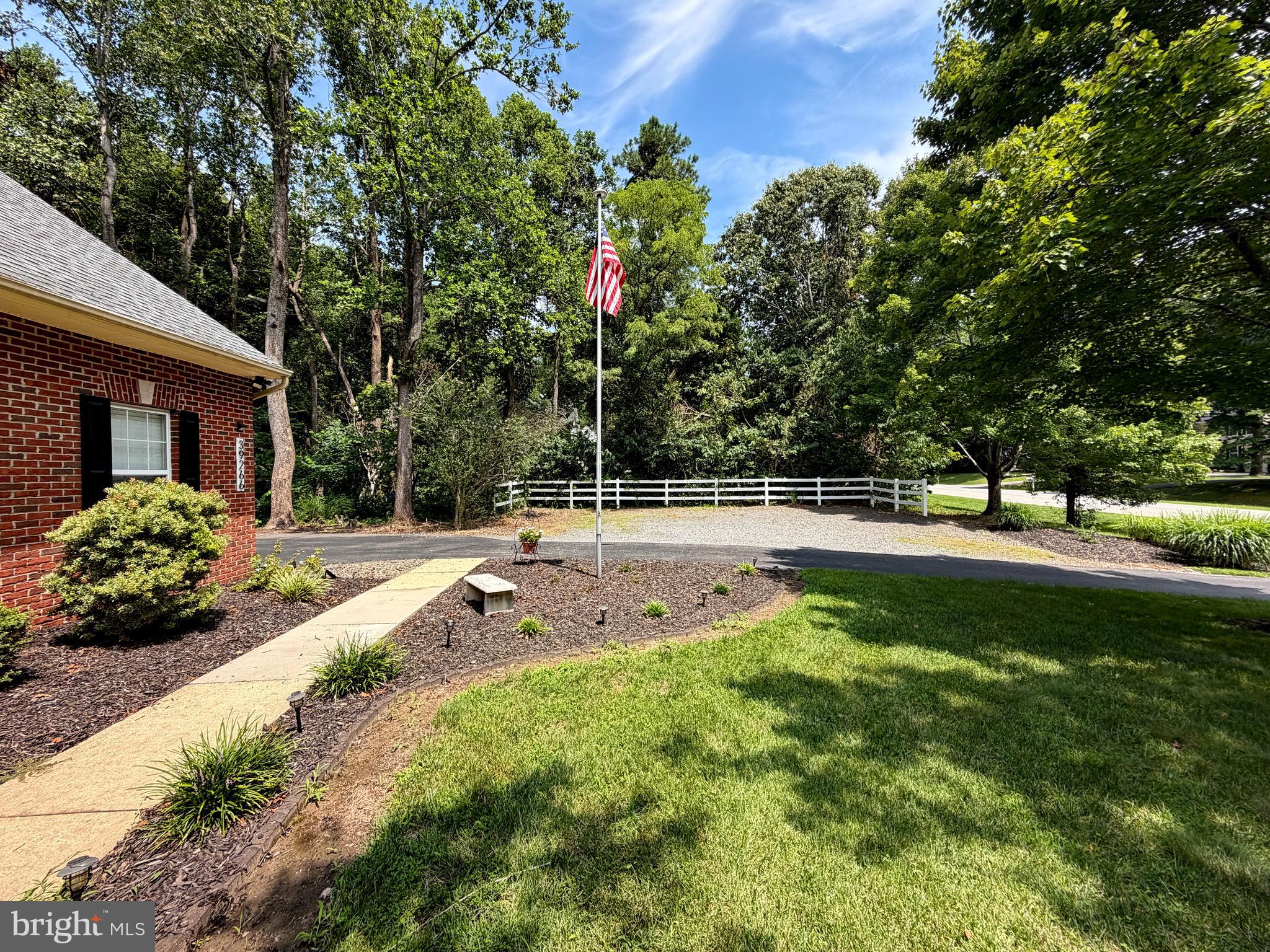 39266 PERSIMMON CREEK ROAD