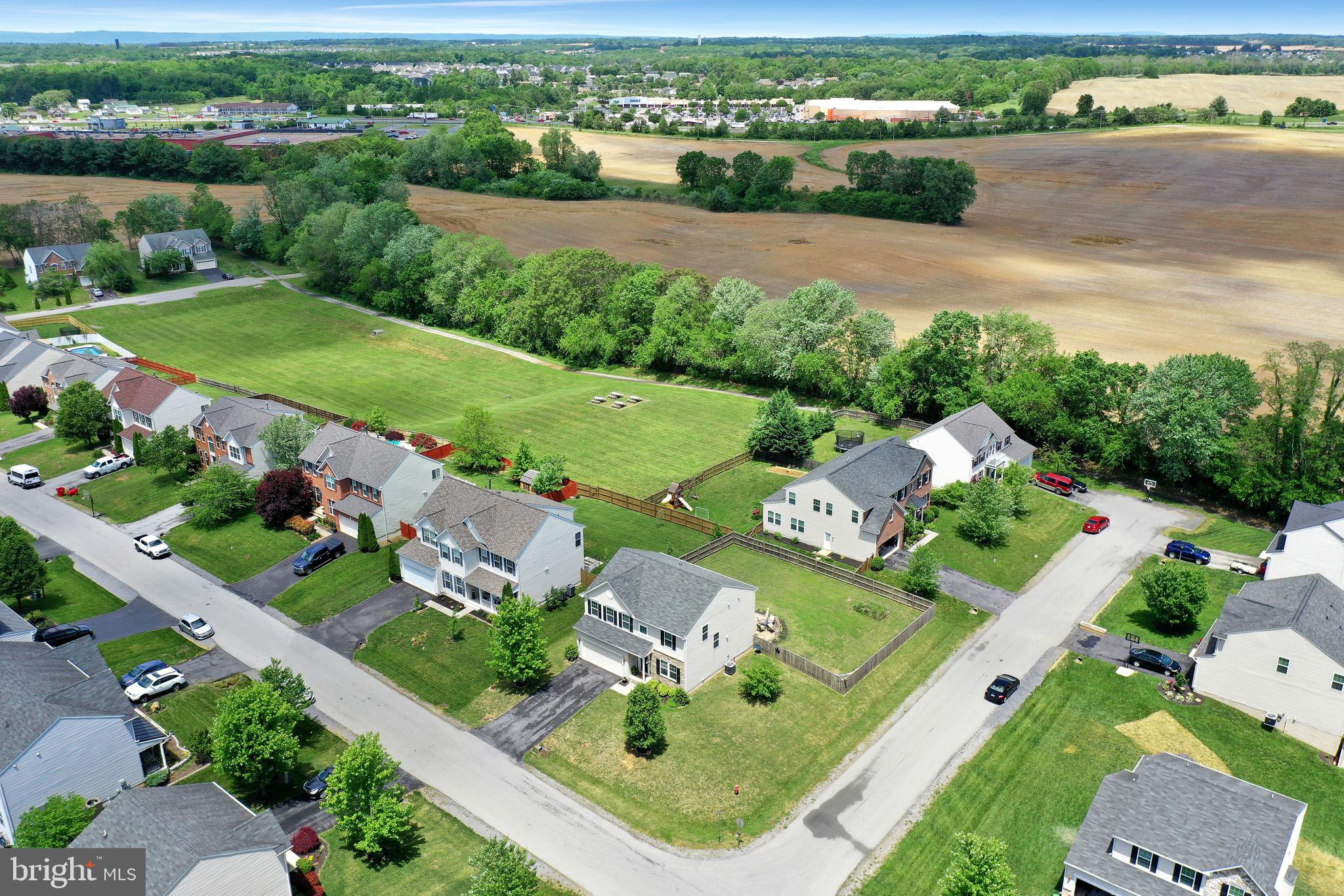 DEMORY FARM - Residential