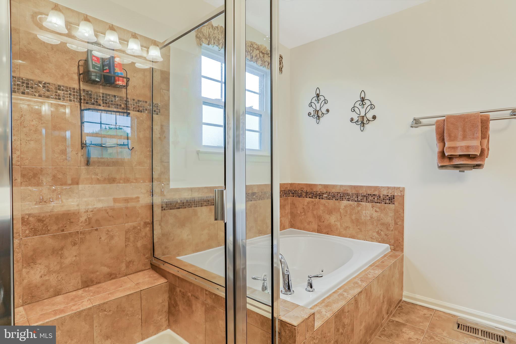 DEMORY FARM - Residential