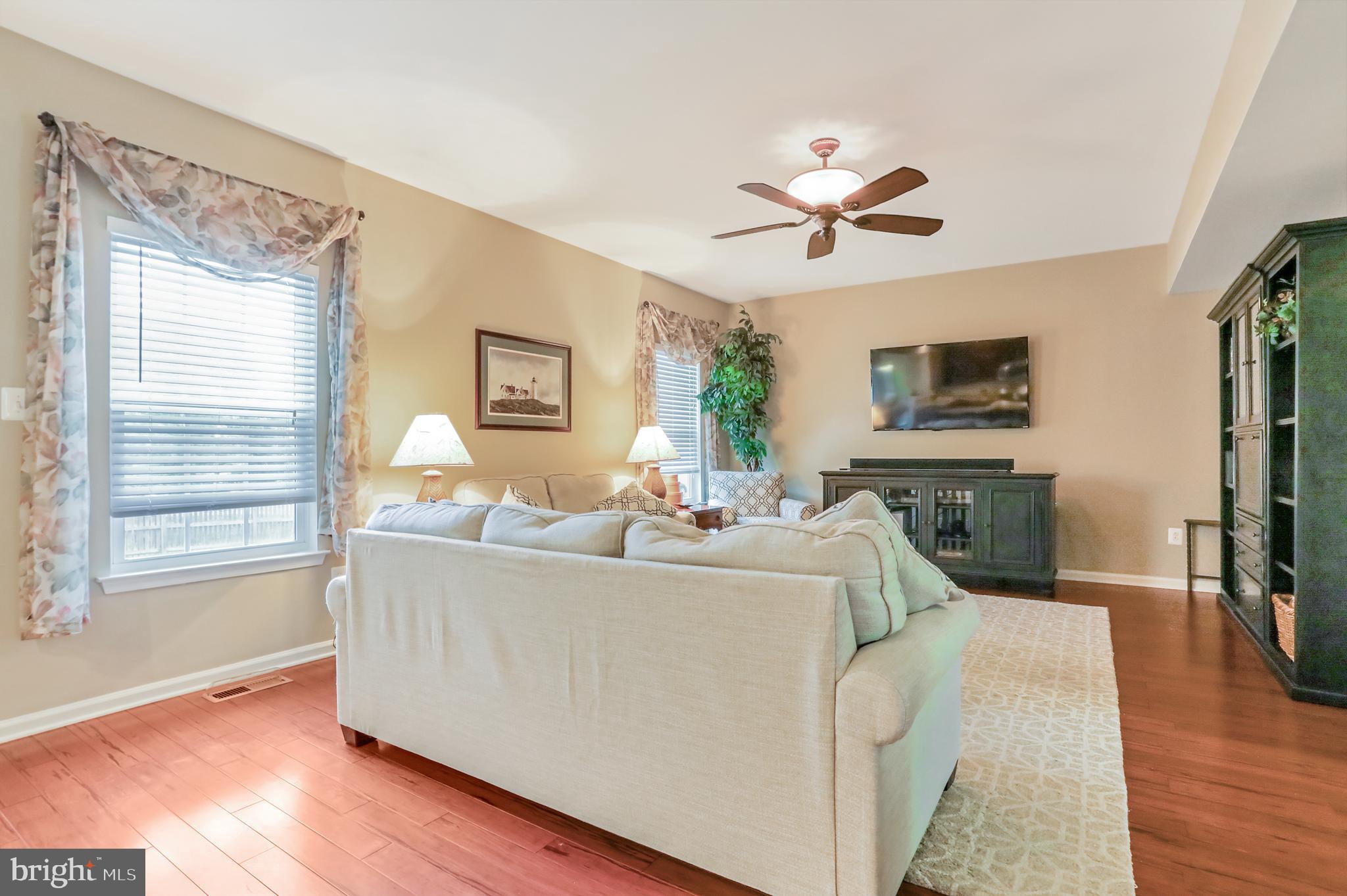 DEMORY FARM - Residential