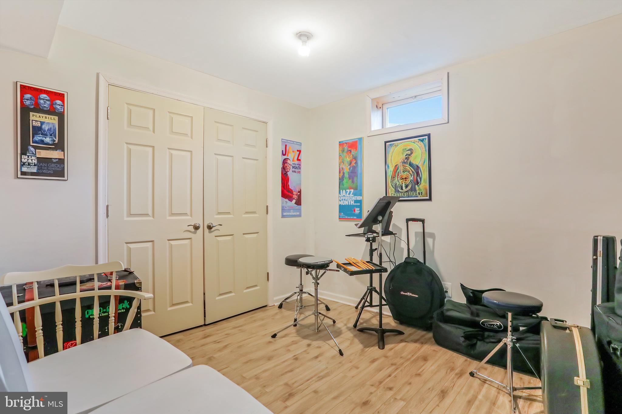 DEMORY FARM - Residential