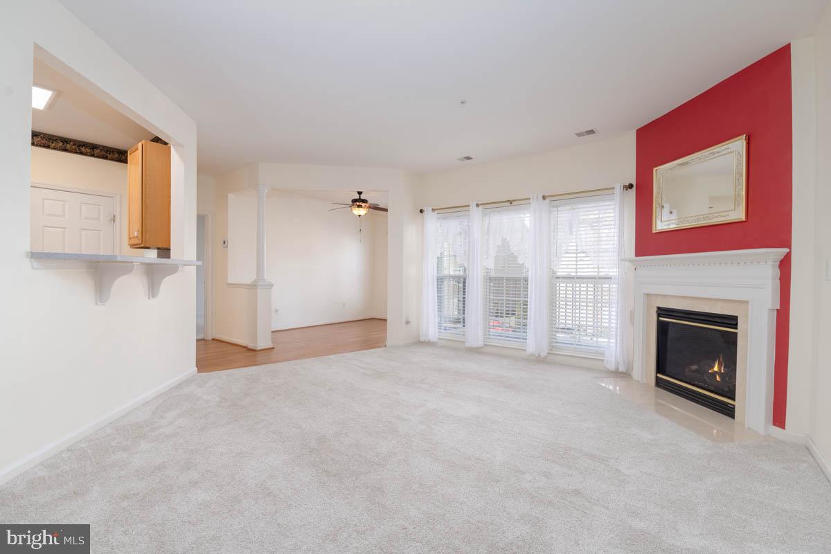 HEARTHSTONE AT VILLAGE SQUARE - Residential