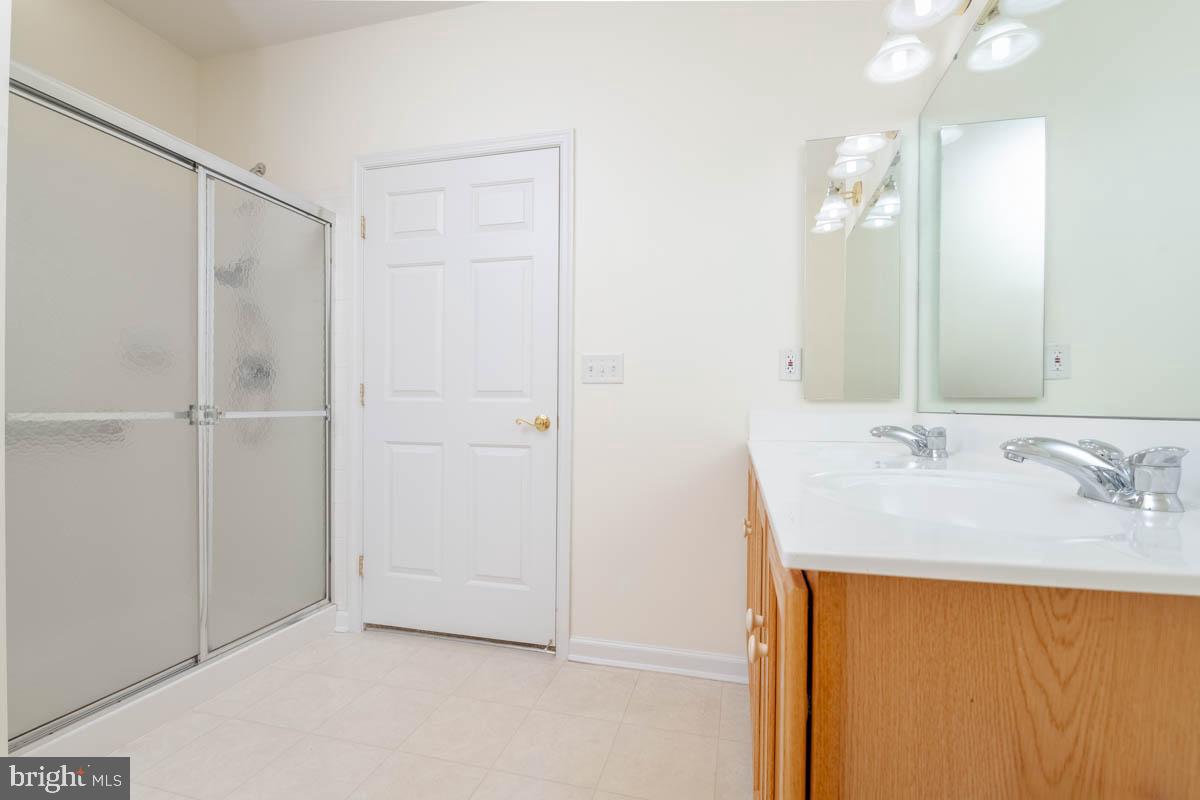 HEARTHSTONE AT VILLAGE SQUARE - Residential