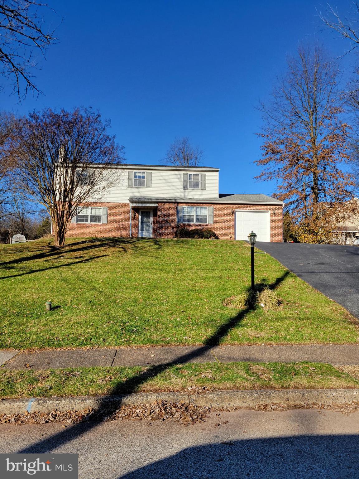 AUDUBON ESTATES - Residential Lease