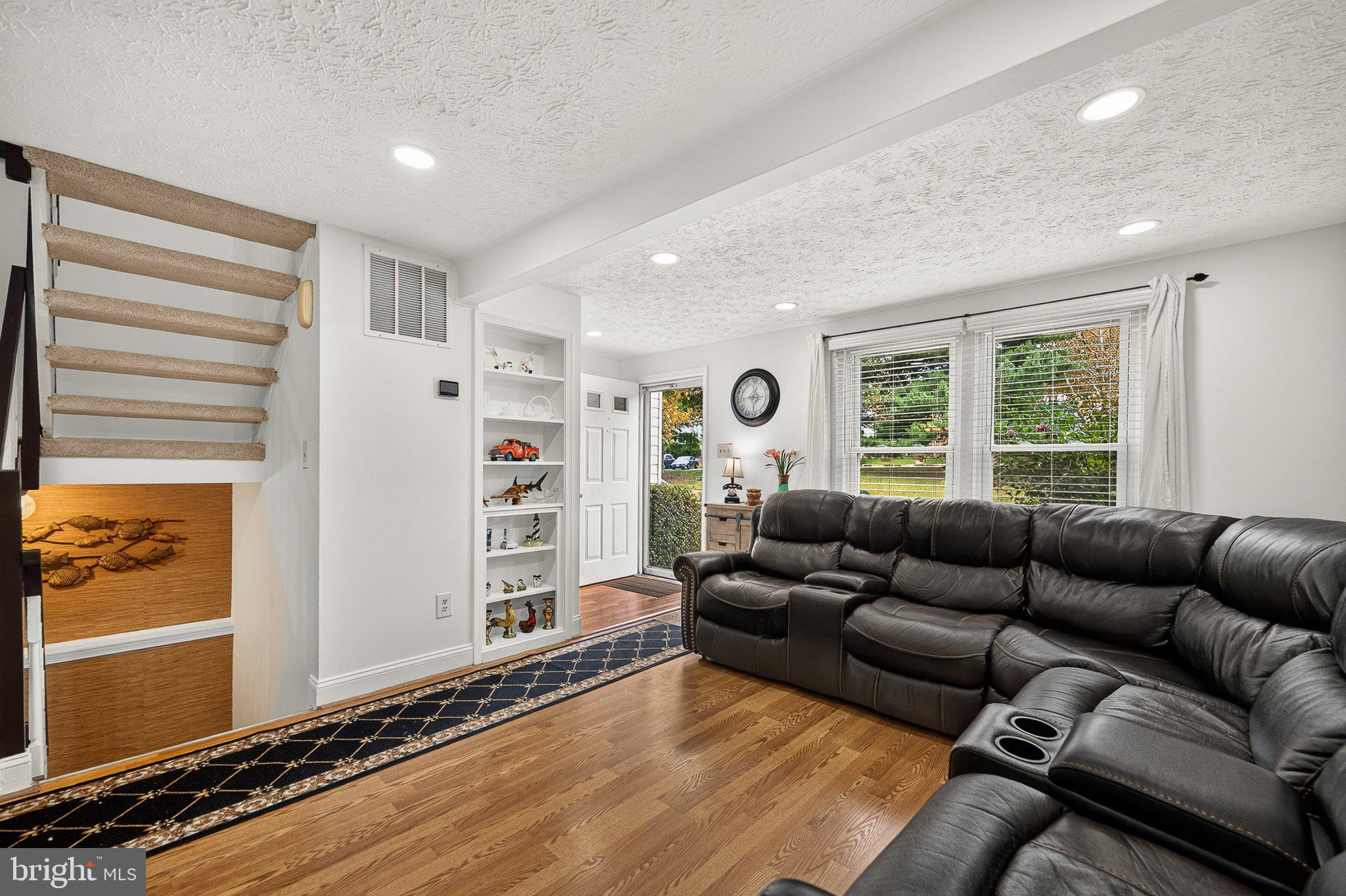 3929 PLUM RUN COURT