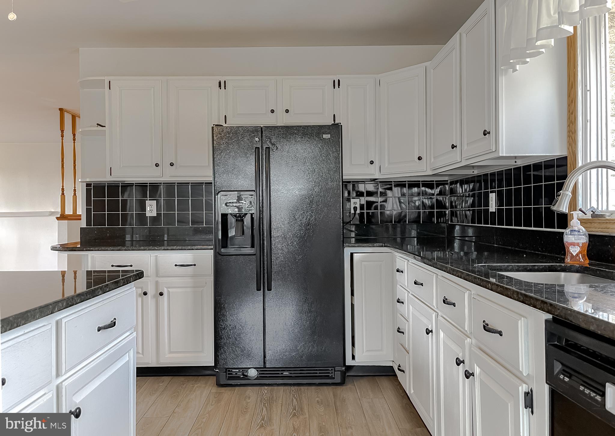 BRETON BAY - Residential