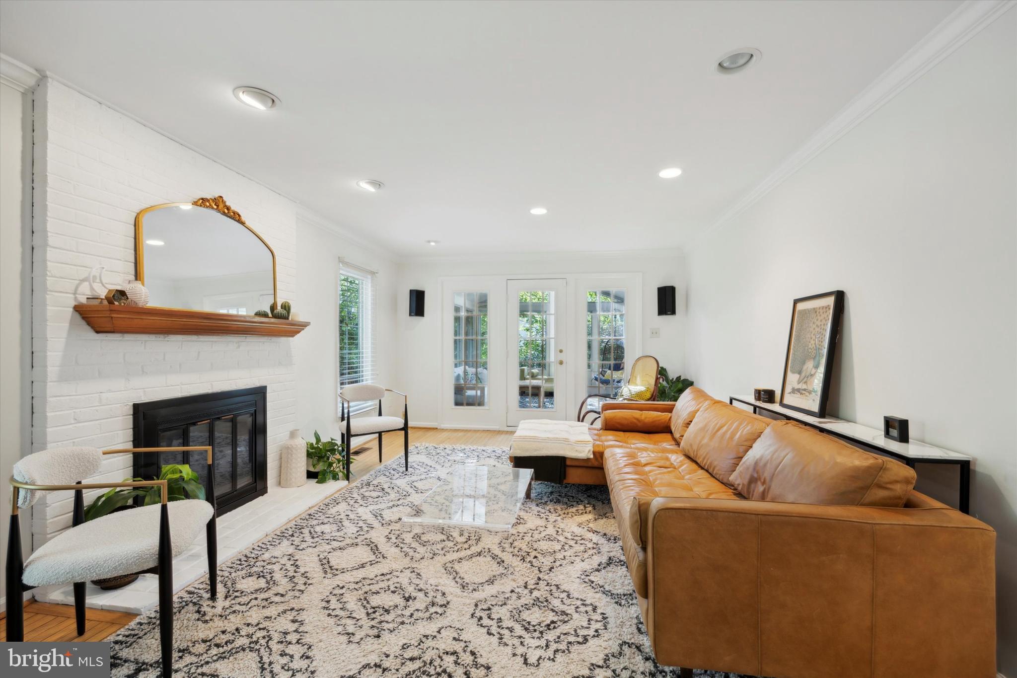 TRIANON - Residential