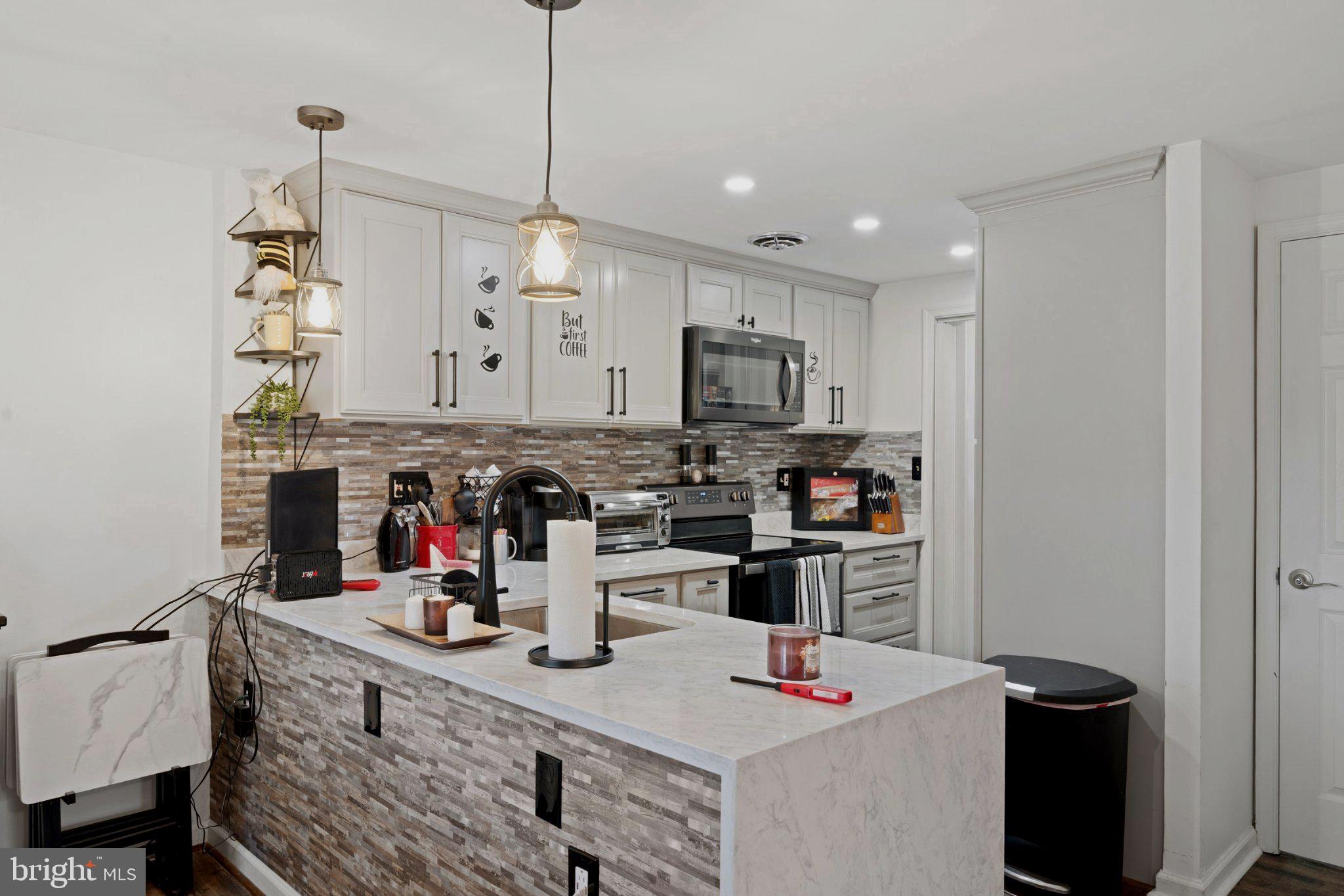 8812 RUSTBURG CIRCLE