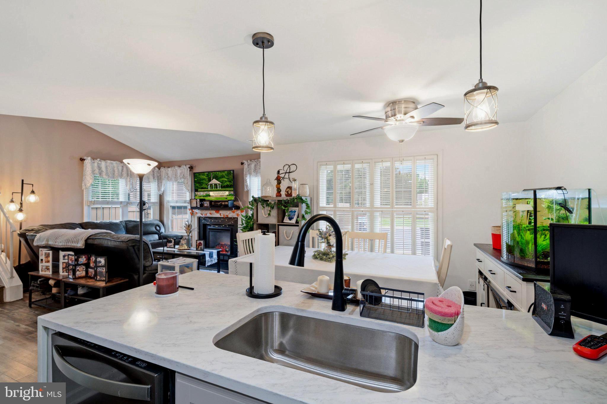 8812 RUSTBURG CIRCLE