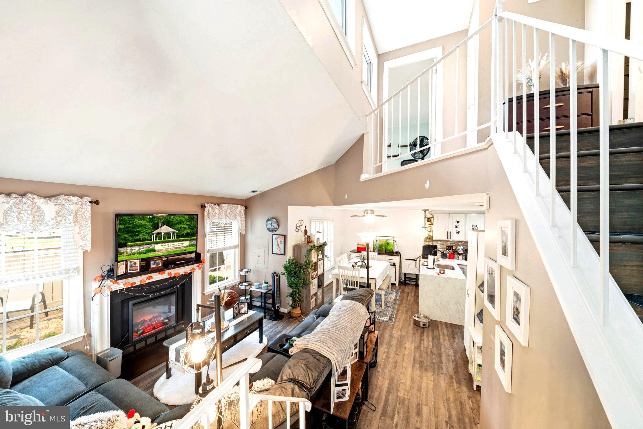 8812 RUSTBURG CIRCLE