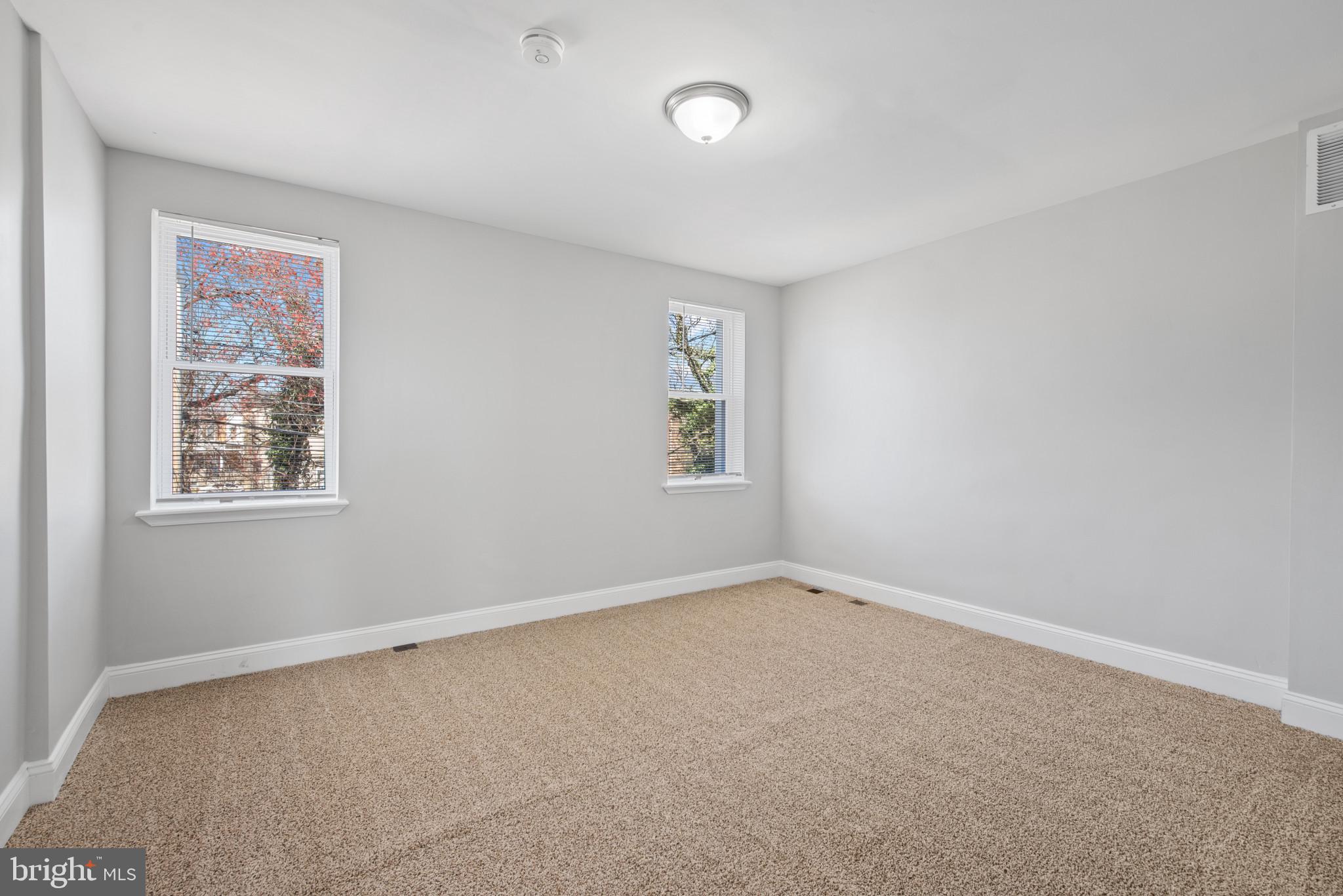 FRANKLINTOWN ROAD - Residential Lease