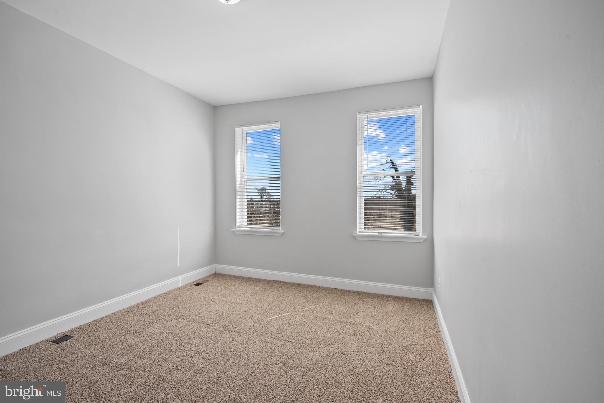 FRANKLINTOWN ROAD - Residential Lease