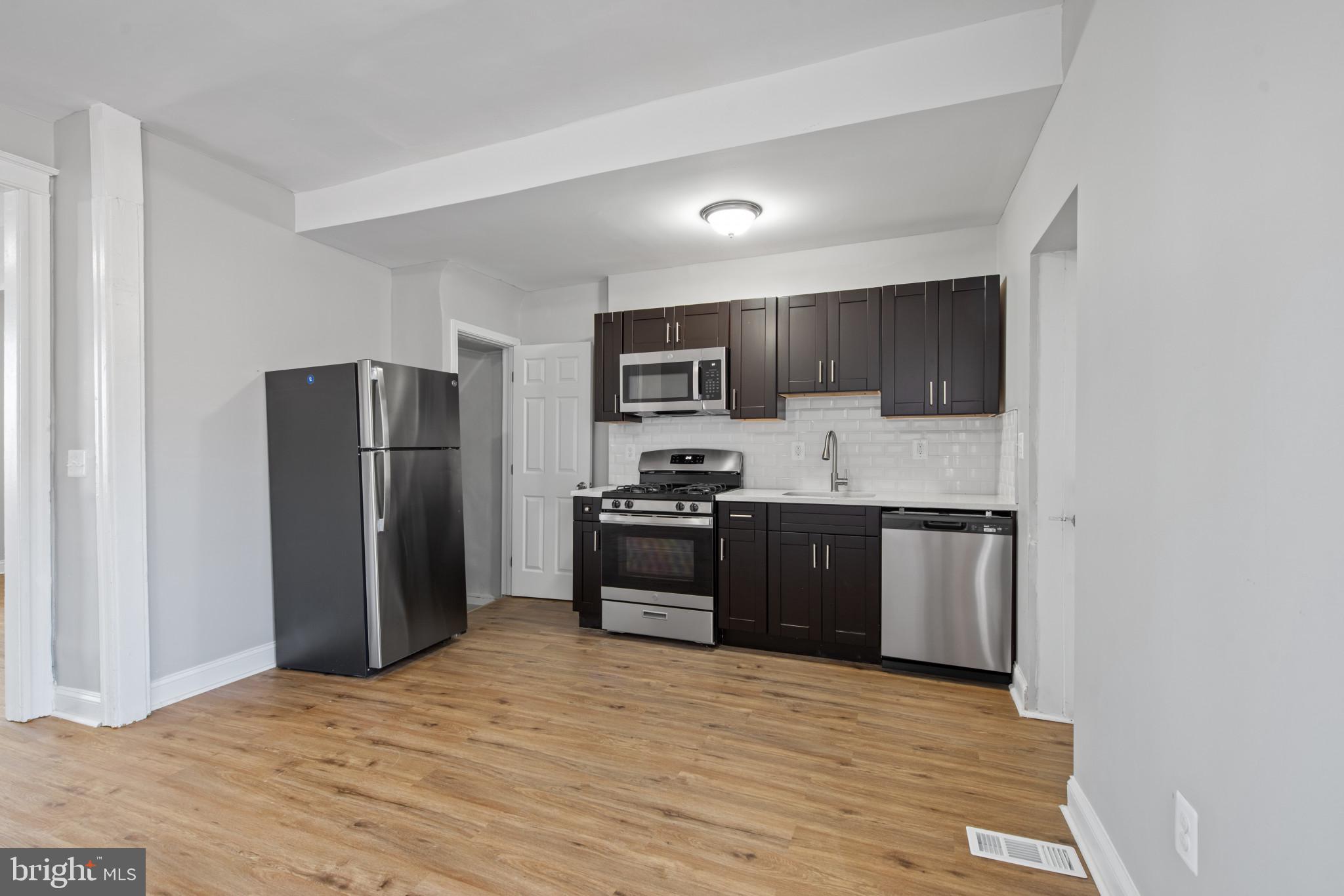 FRANKLINTOWN ROAD - Residential Lease