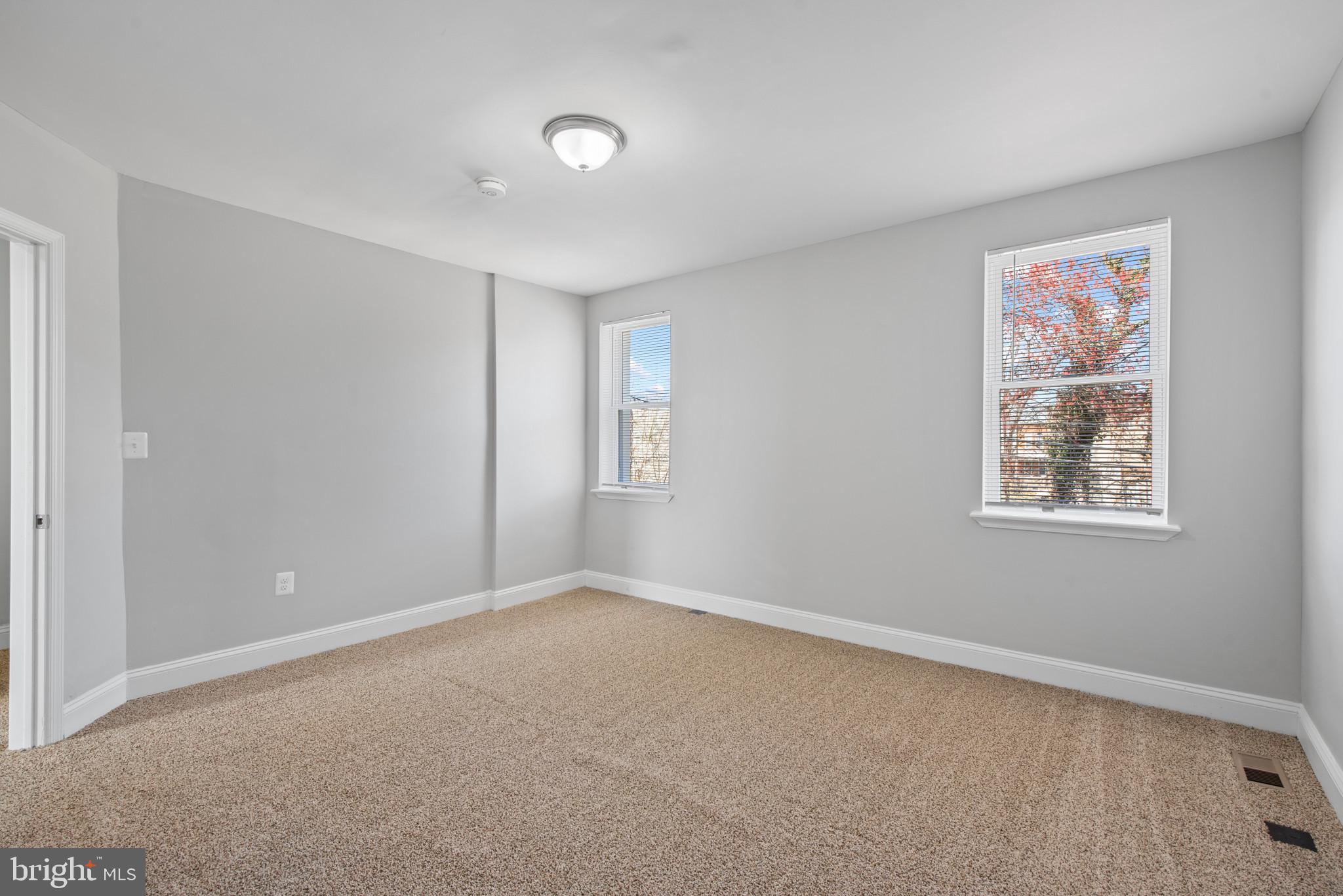 FRANKLINTOWN ROAD - Residential Lease