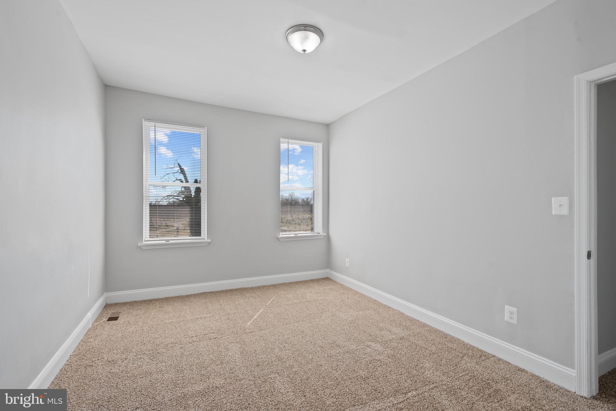 FRANKLINTOWN ROAD - Residential Lease