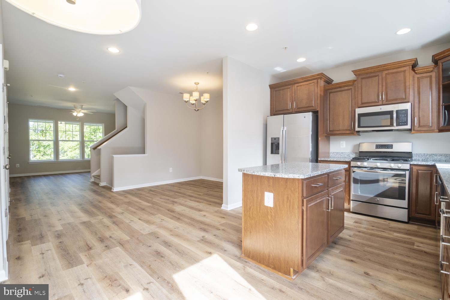 1132 RED HAWK WAY