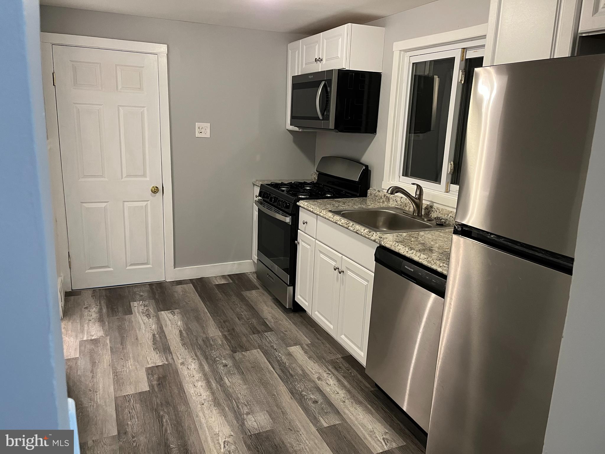 262 CROWN POINT ROAD A