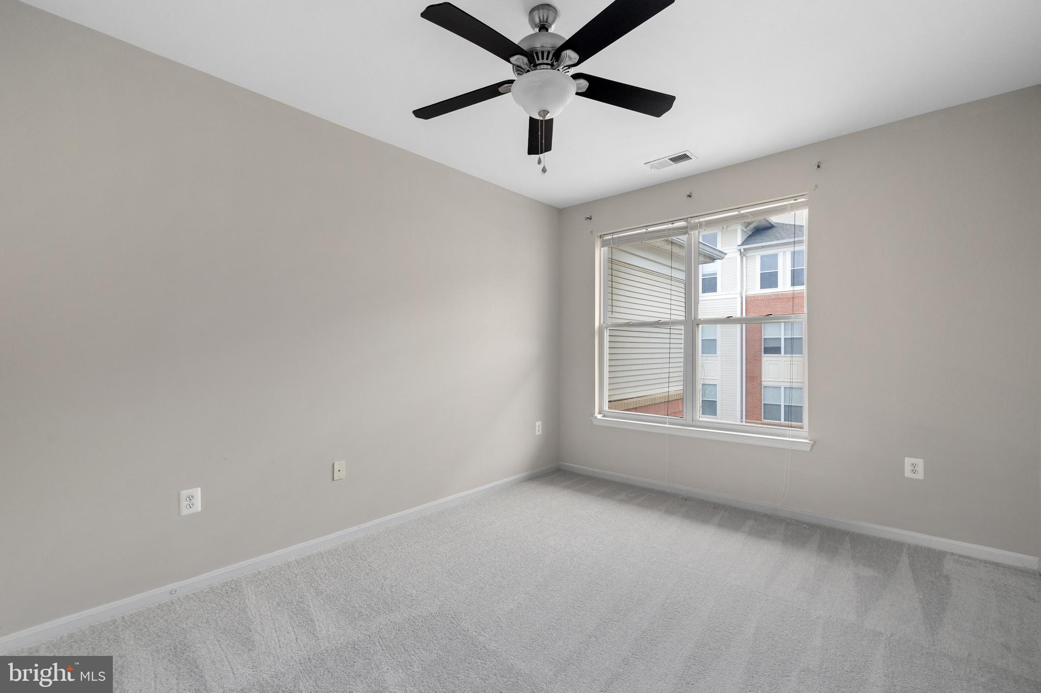 MARQUIS AT VIENNA STATION - Residential