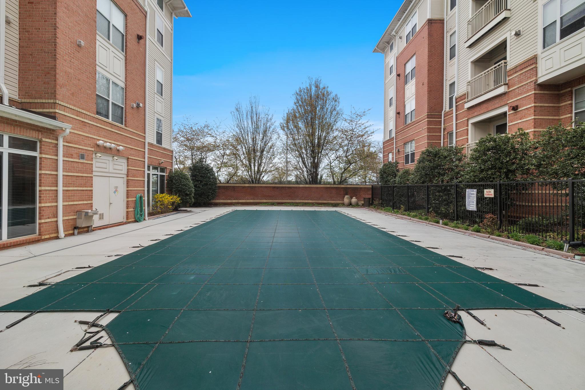 MARQUIS AT VIENNA STATION - Residential